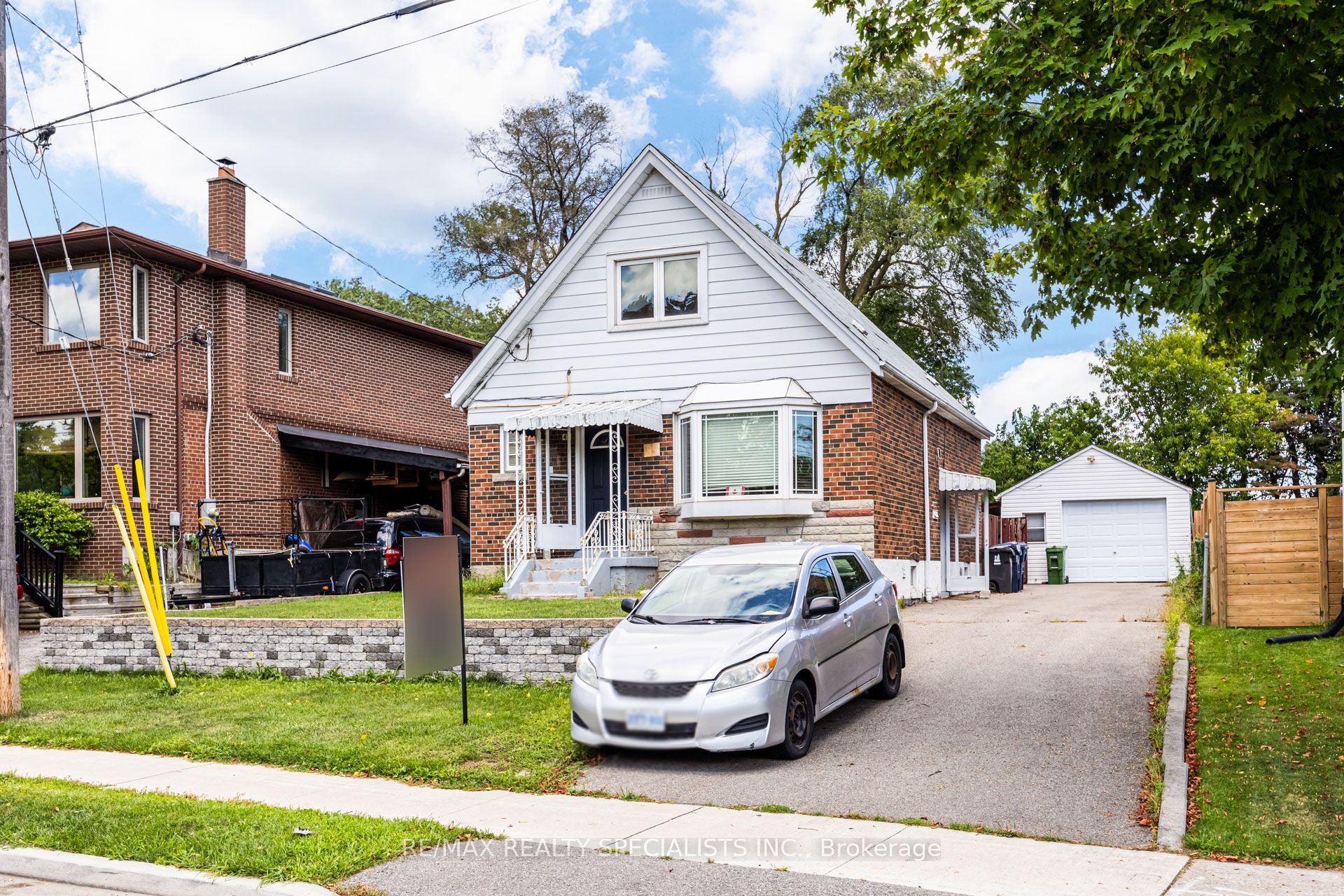 47 Singleton Road, Toronto, ON M1R 1H8