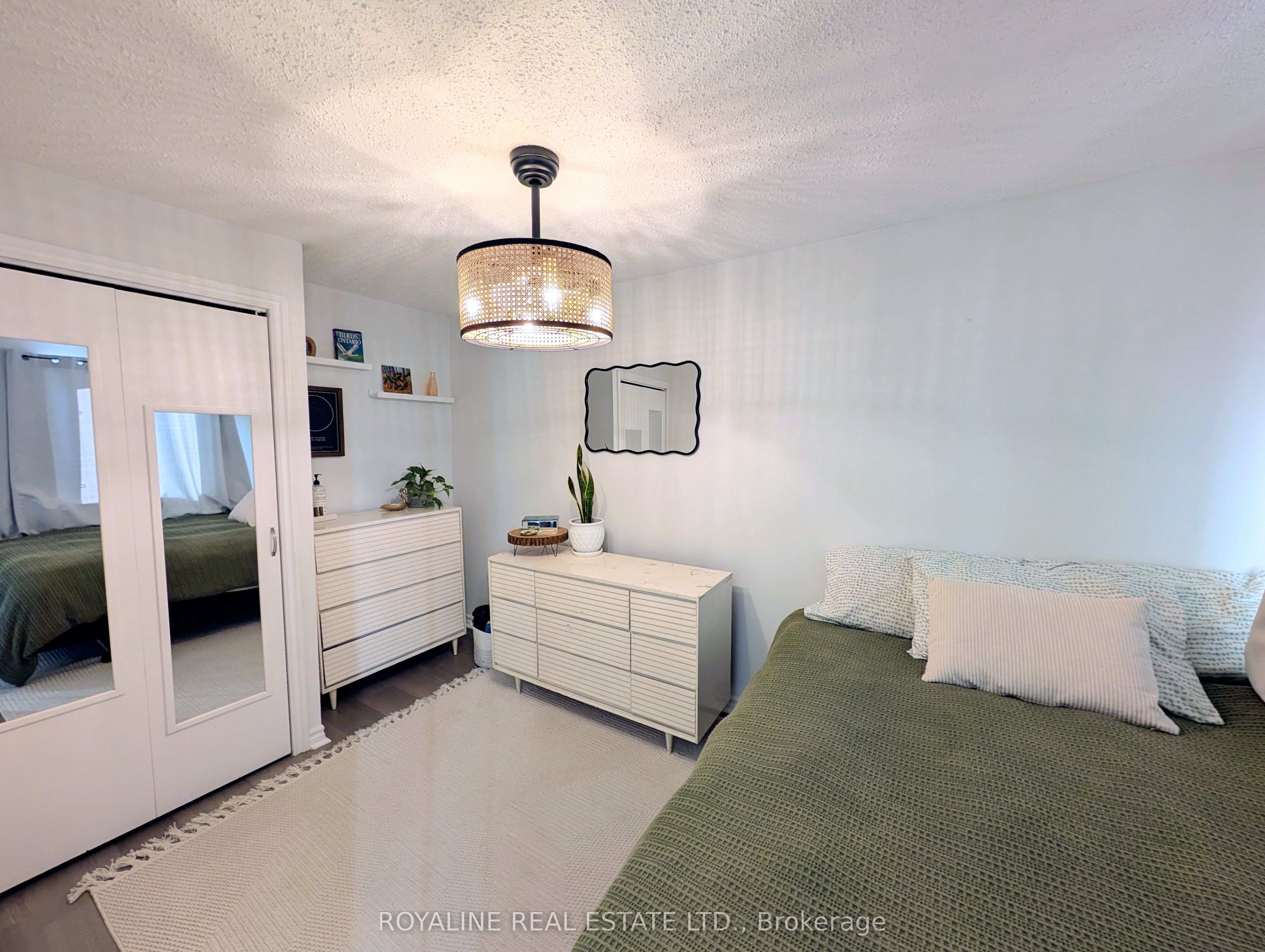 317 Oshawa Boulevard S, Oshawa, ON L1H 5R9 photo 4