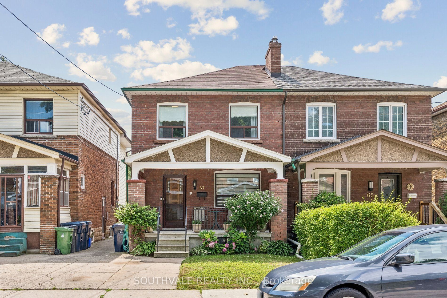 67 Kings Park Boulevard, Toronto, ON M4J 2B9 photo 2