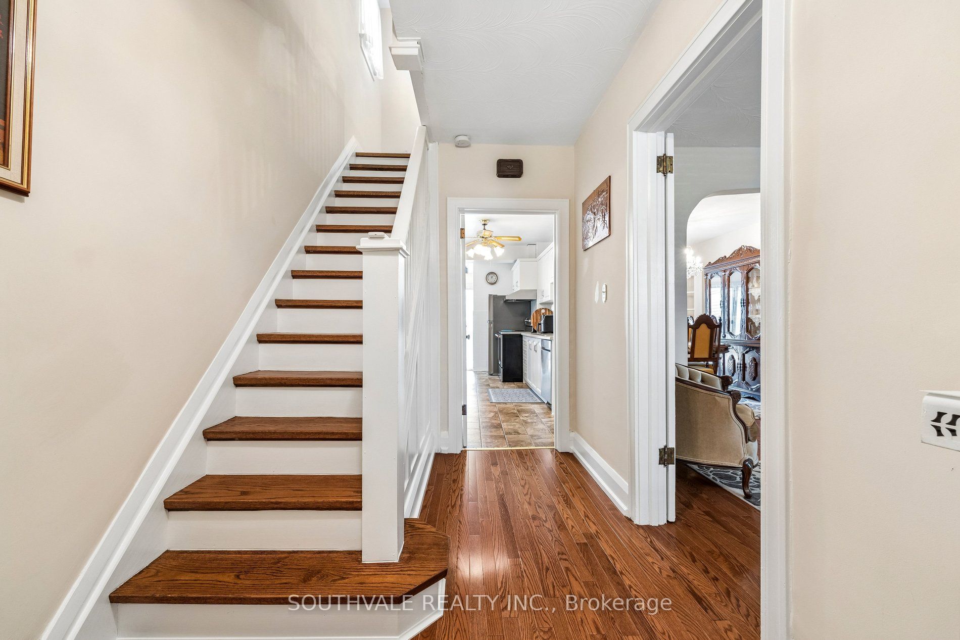 67 Kings Park Boulevard, Toronto, ON M4J 2B9 photo 5