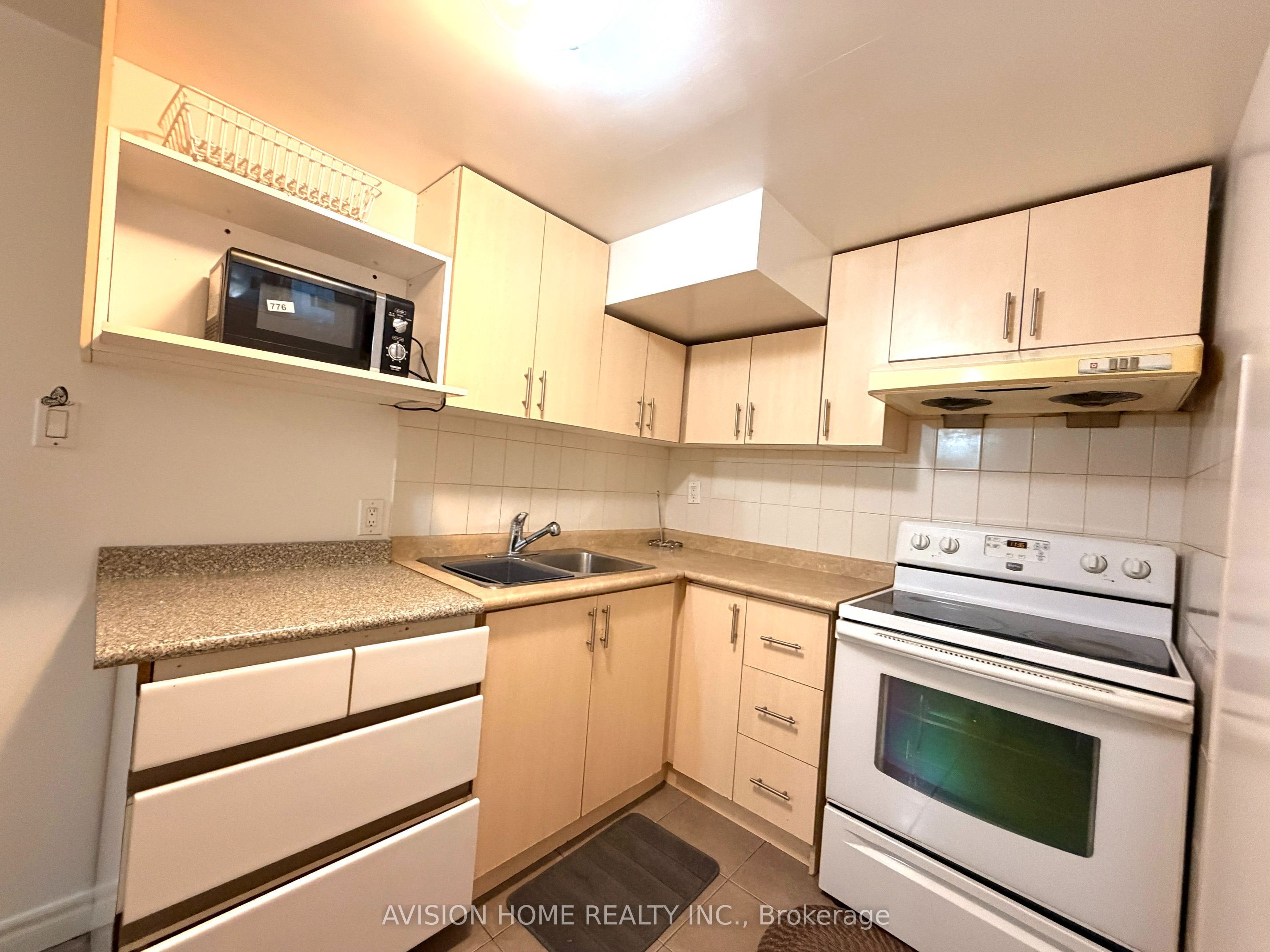172 Calverley Trail, Toronto, ON M1C 3V9 photo 2