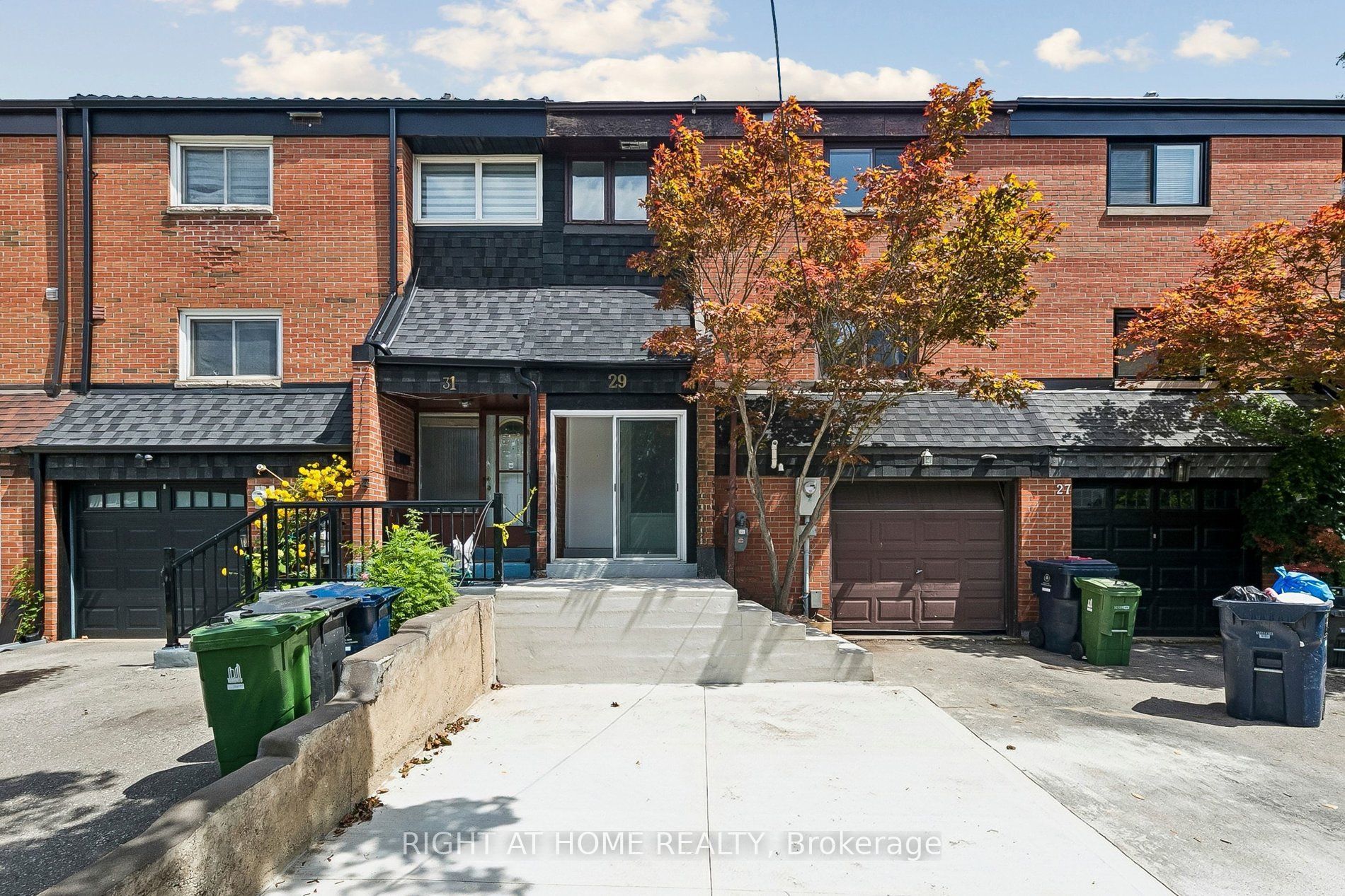 29 Cheatham Place, Toronto, ON M1B 1C1 photo 2