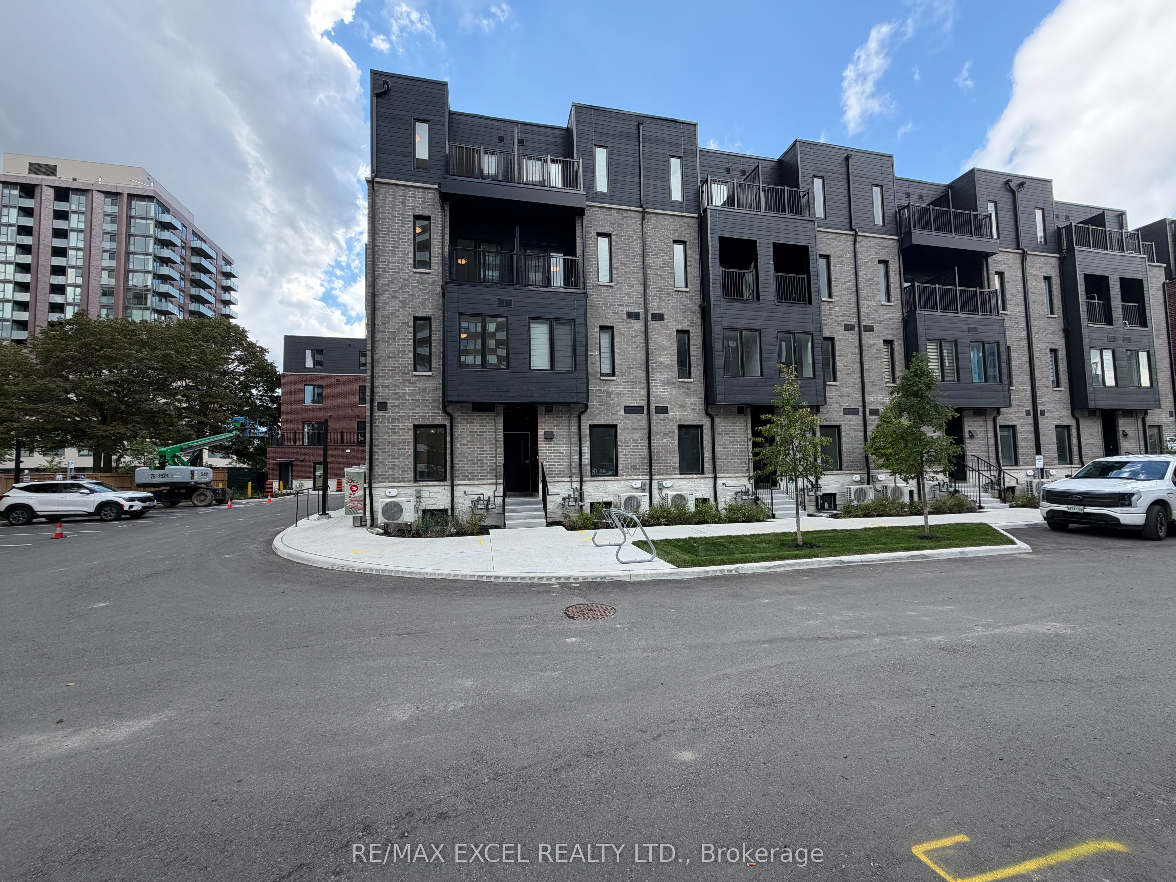 10 CALAMINT Lane 67, Toronto, ON M1W 2H1 photo 3