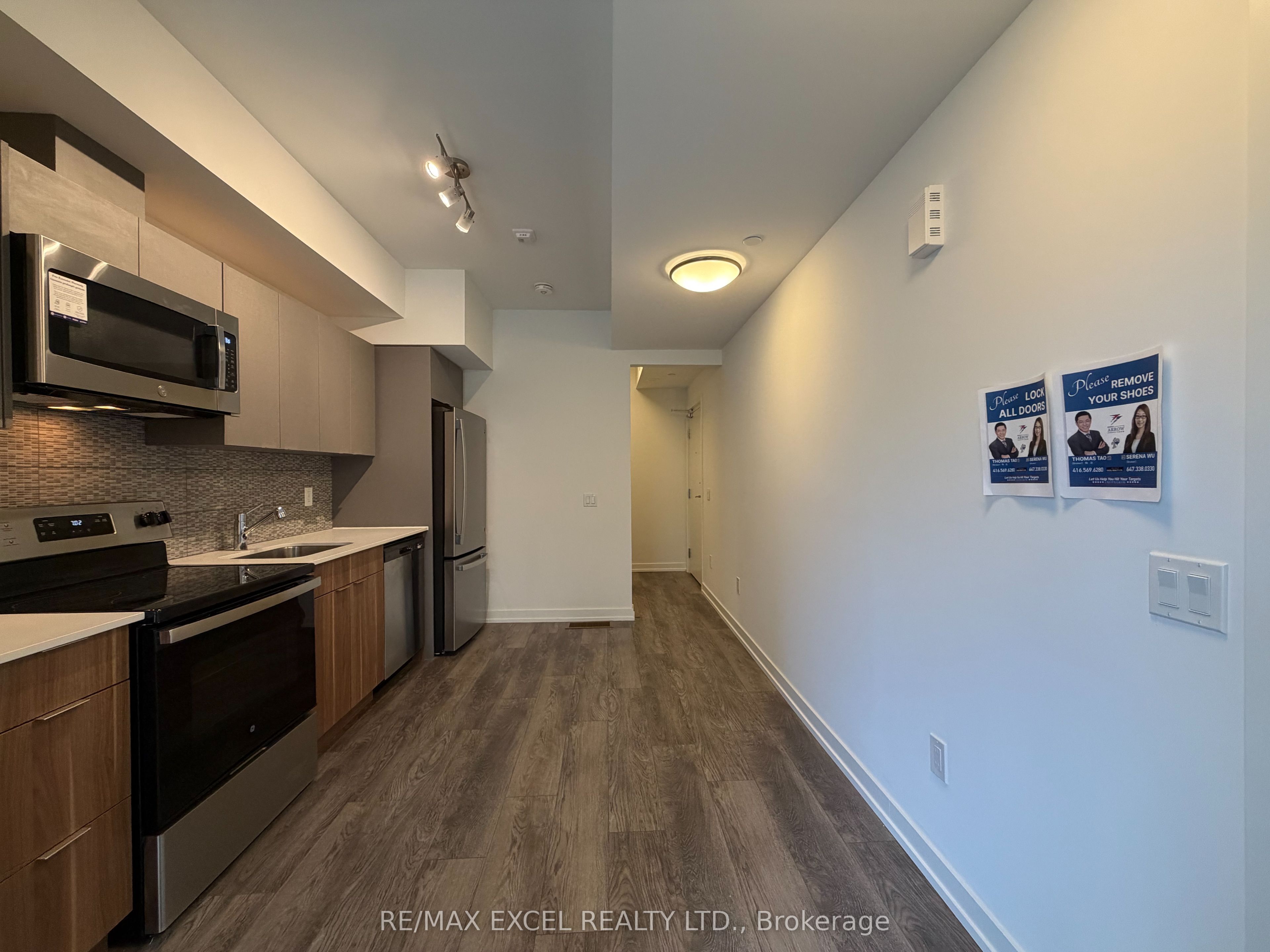 3069 Pharmacy Avenue 10, Toronto, ON M1W 2H1 photo 3