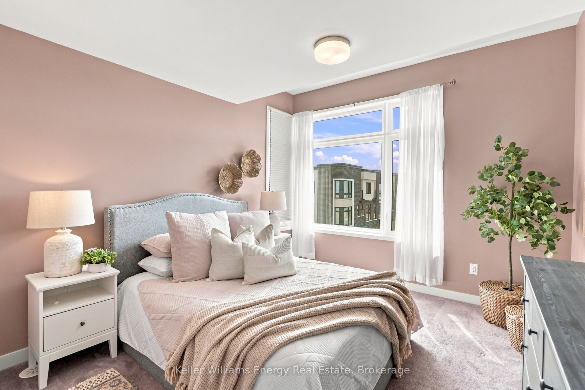 2550 Castlegate Crossing 204, Pickering, ON L1X 0G4 photo 5