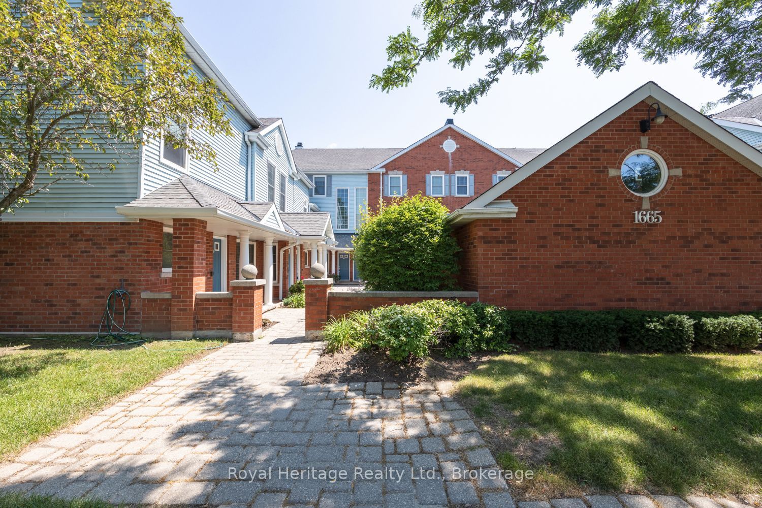 1665 Nash E-16 Drive, Clarington, ON L1E 1S8