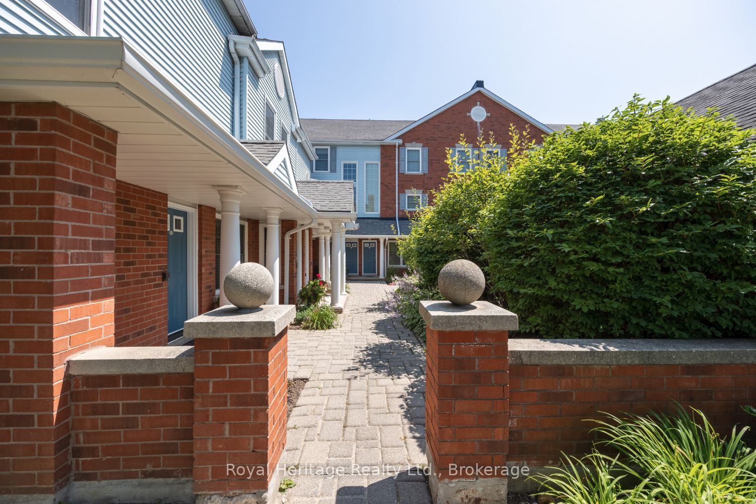 1665 Nash E-16 Drive, Clarington, ON L1E 1S8 photo 4