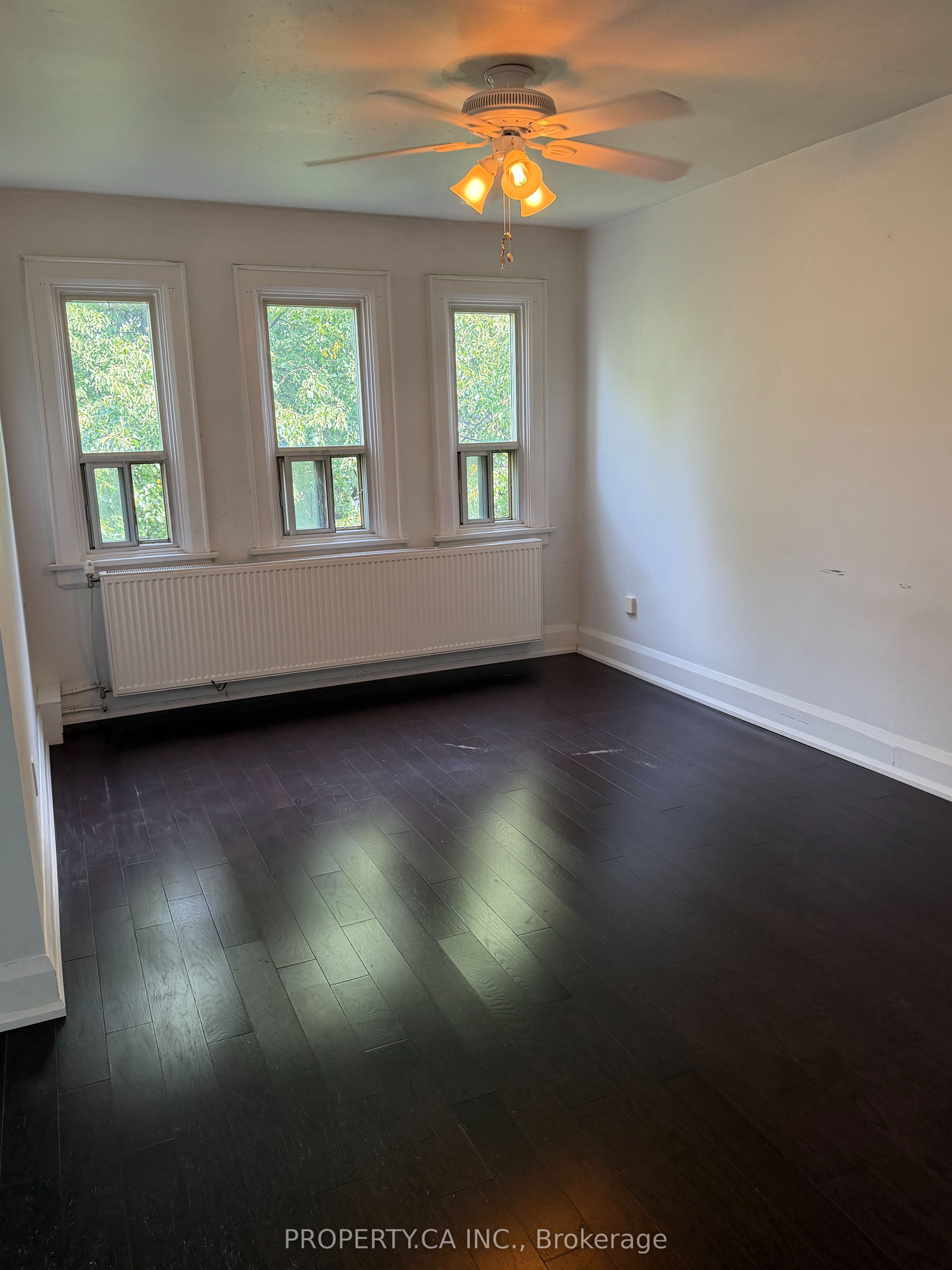 849 Broadview Avenue E 32, Toronto, ON M4K 2P9 photo 2