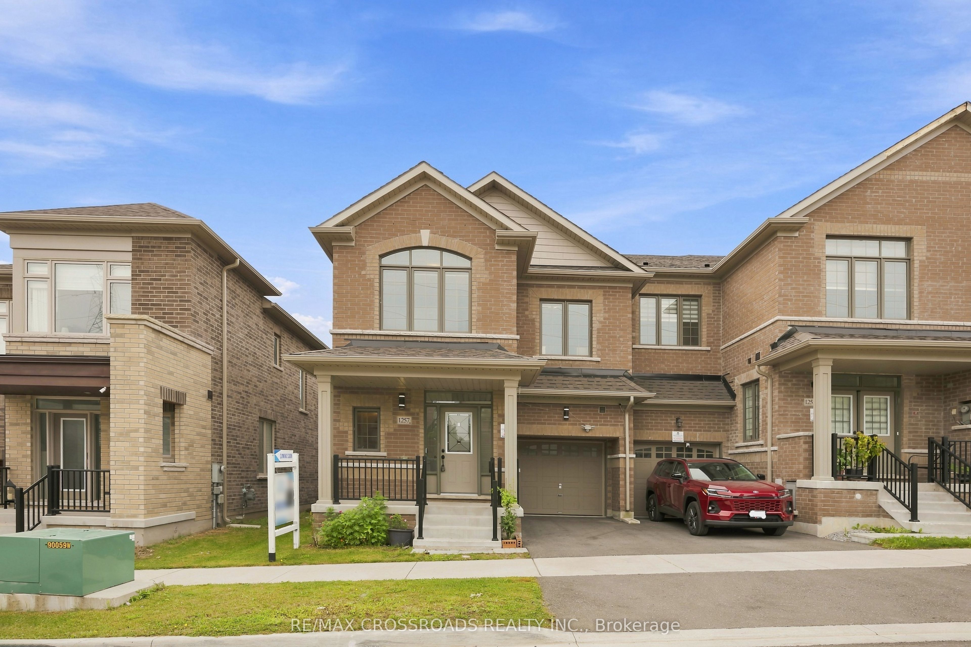 1257 Aquarius Trail, Pickering, ON L1X 0L9