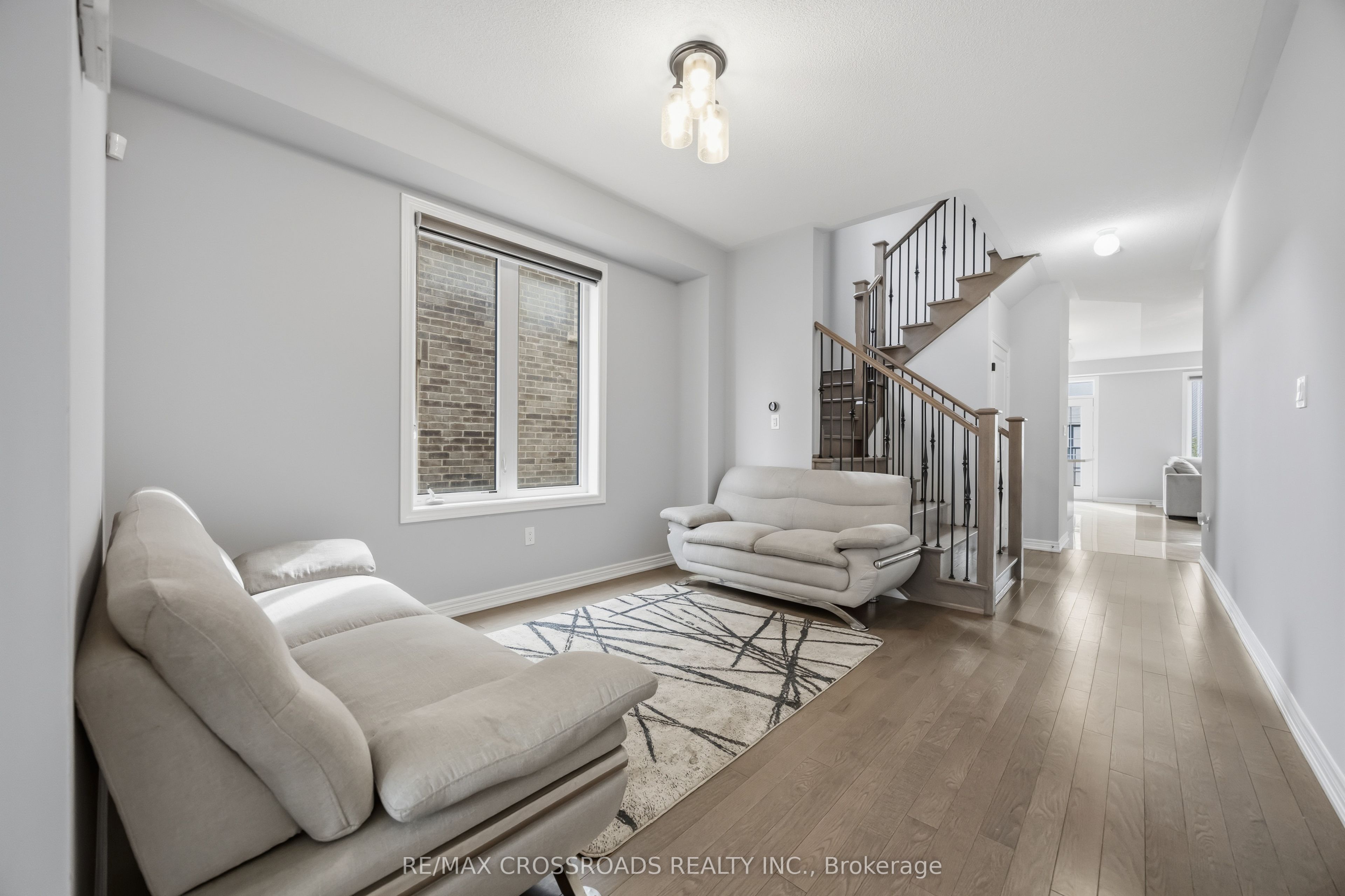 1257 Aquarius Trail, Pickering, ON L1X 0L9 photo 4