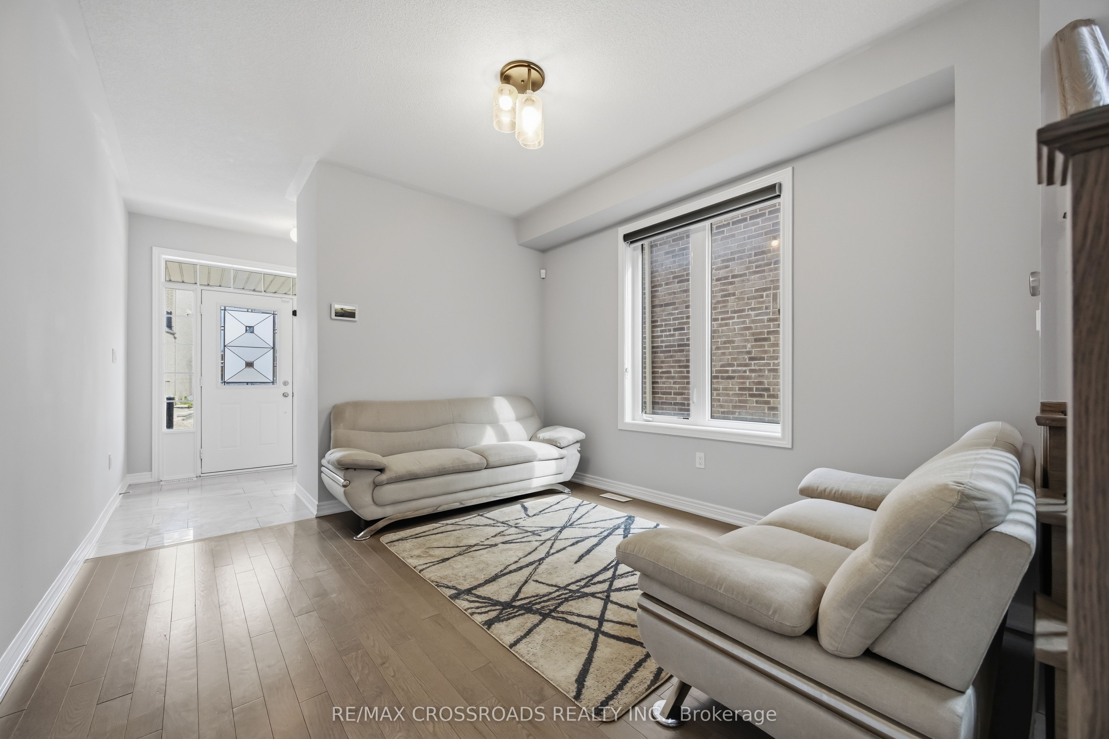 1257 Aquarius Trail, Pickering, ON L1X 0L9 photo 5