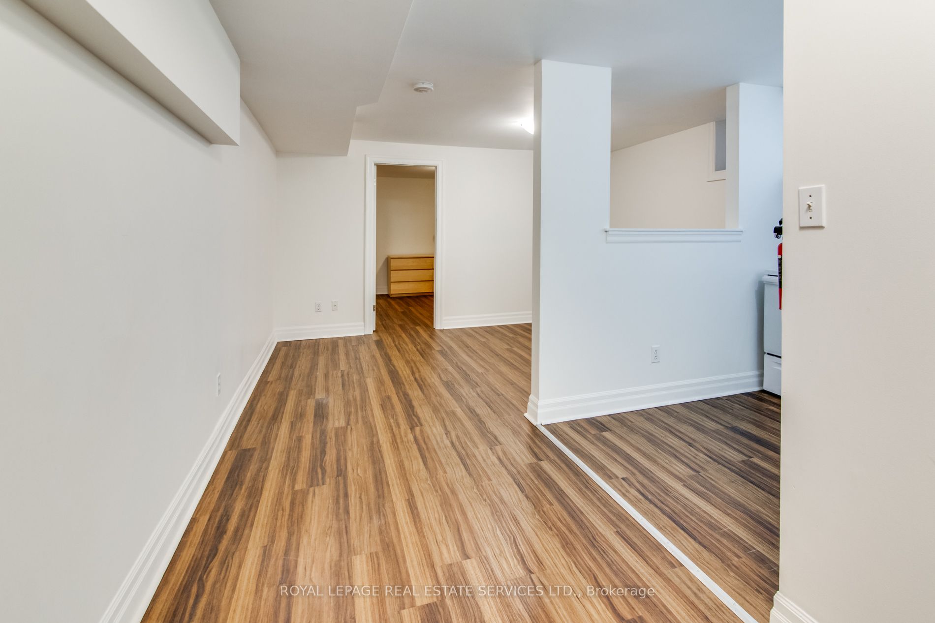 116 Gillard Avenue L, Toronto, ON M4J 4N6 photo 4