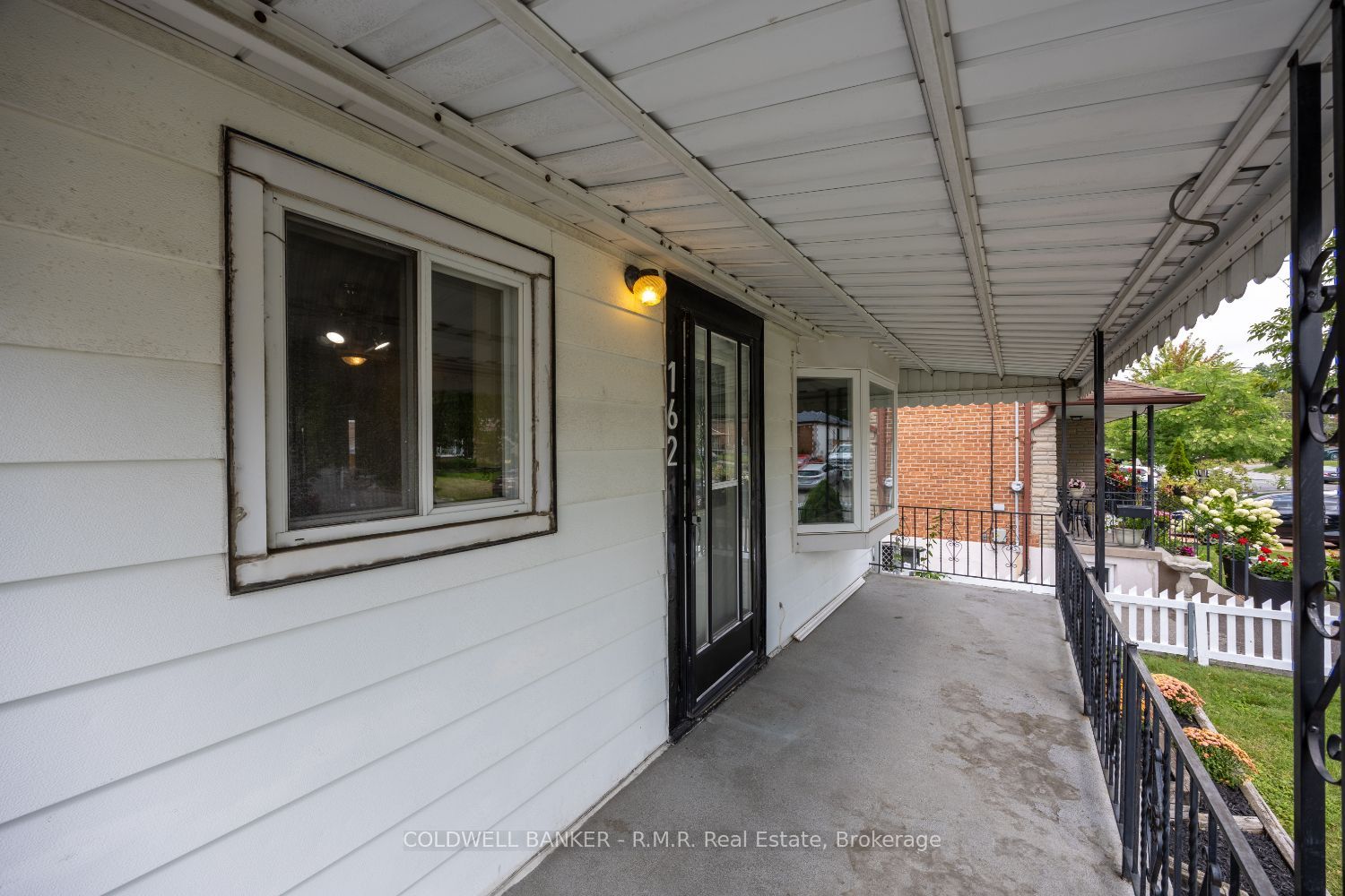 162 Magnolia Avenue, Toronto, ON M1K 3K8 photo 4
