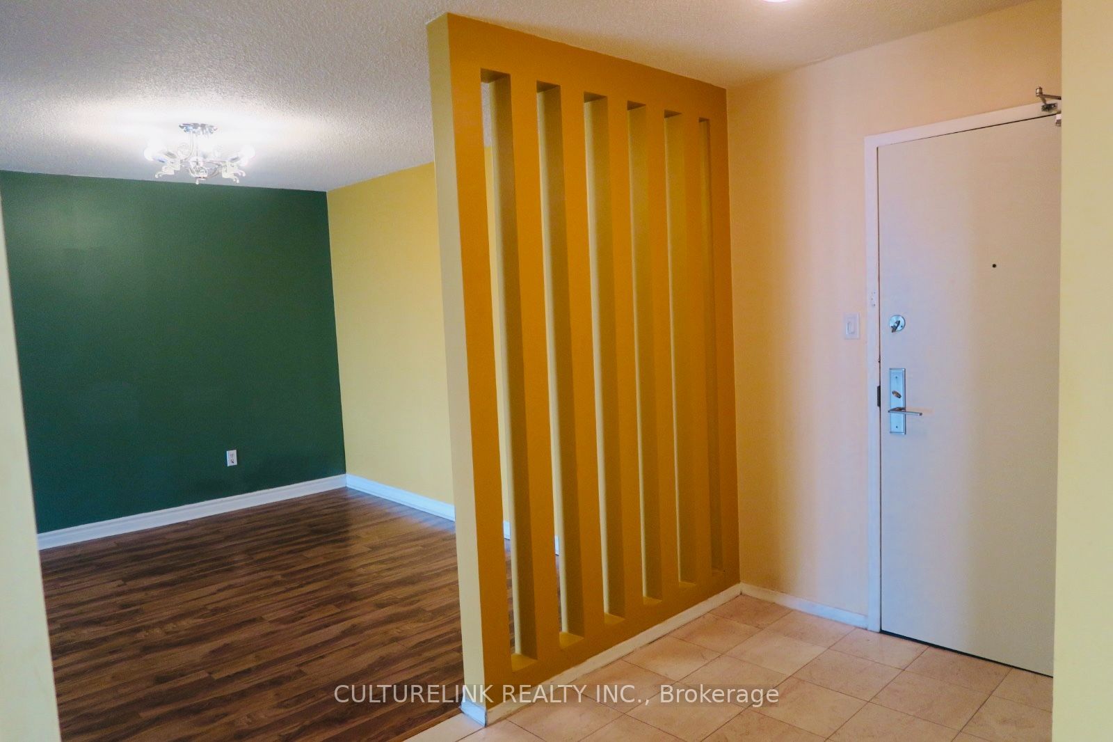 255 Bamburgh Circle 1005, Toronto, ON M1W 3T6 photo 4