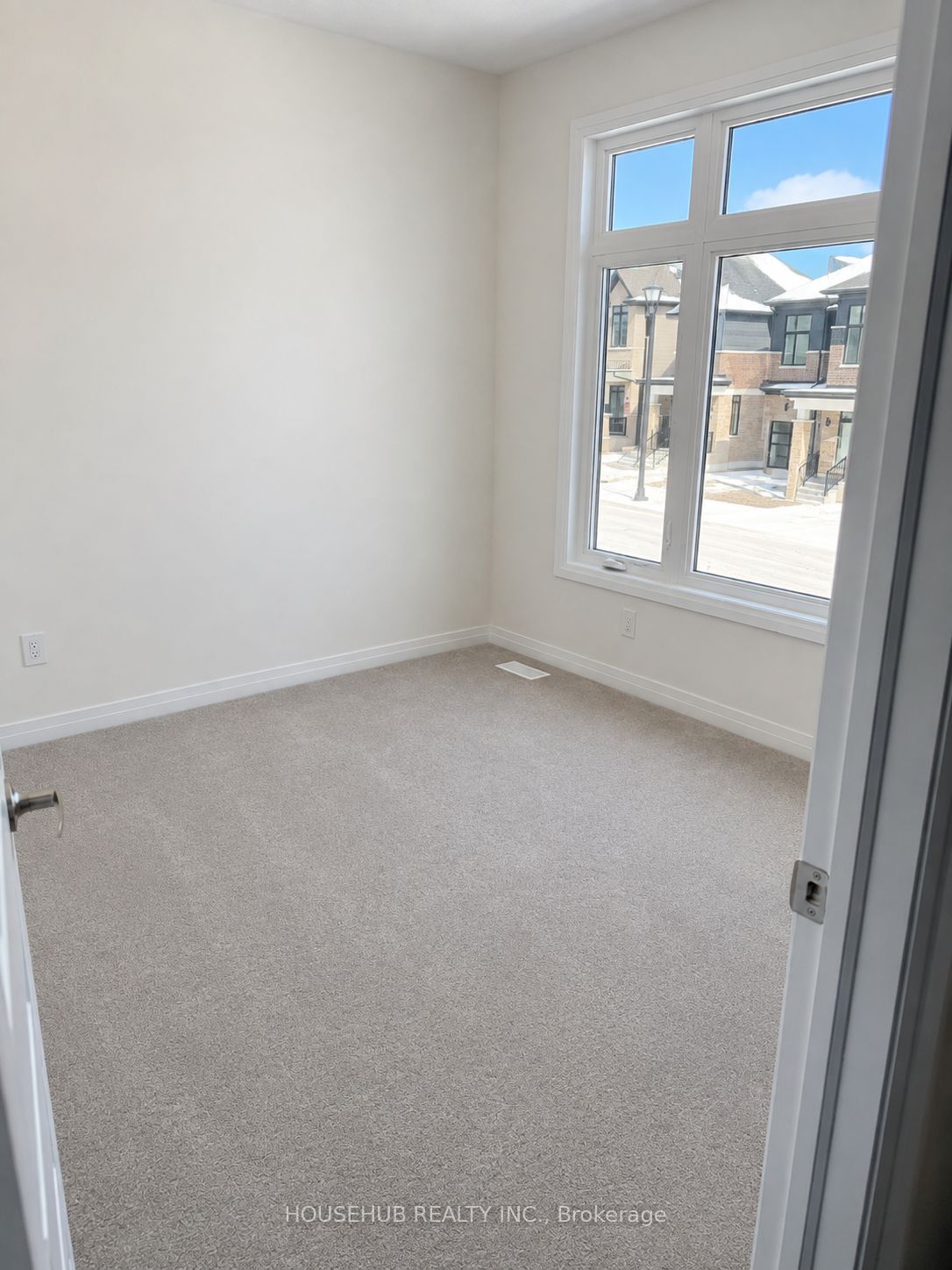 2914 Nakina Street, Pickering, ON L1X 0P7 photo 5