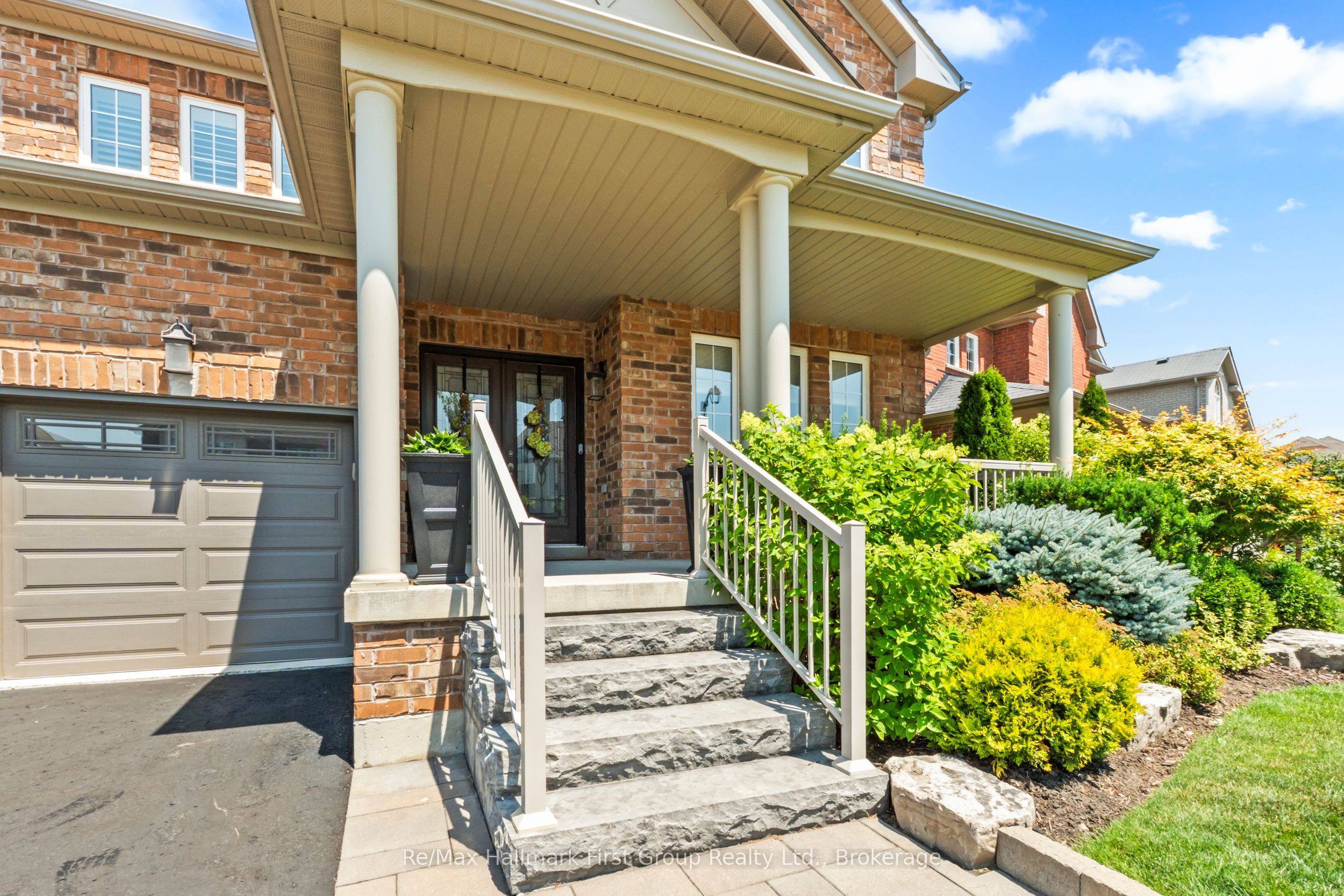 928 Black Cherry Drive, Oshawa, ON L1K 0P6 photo 4