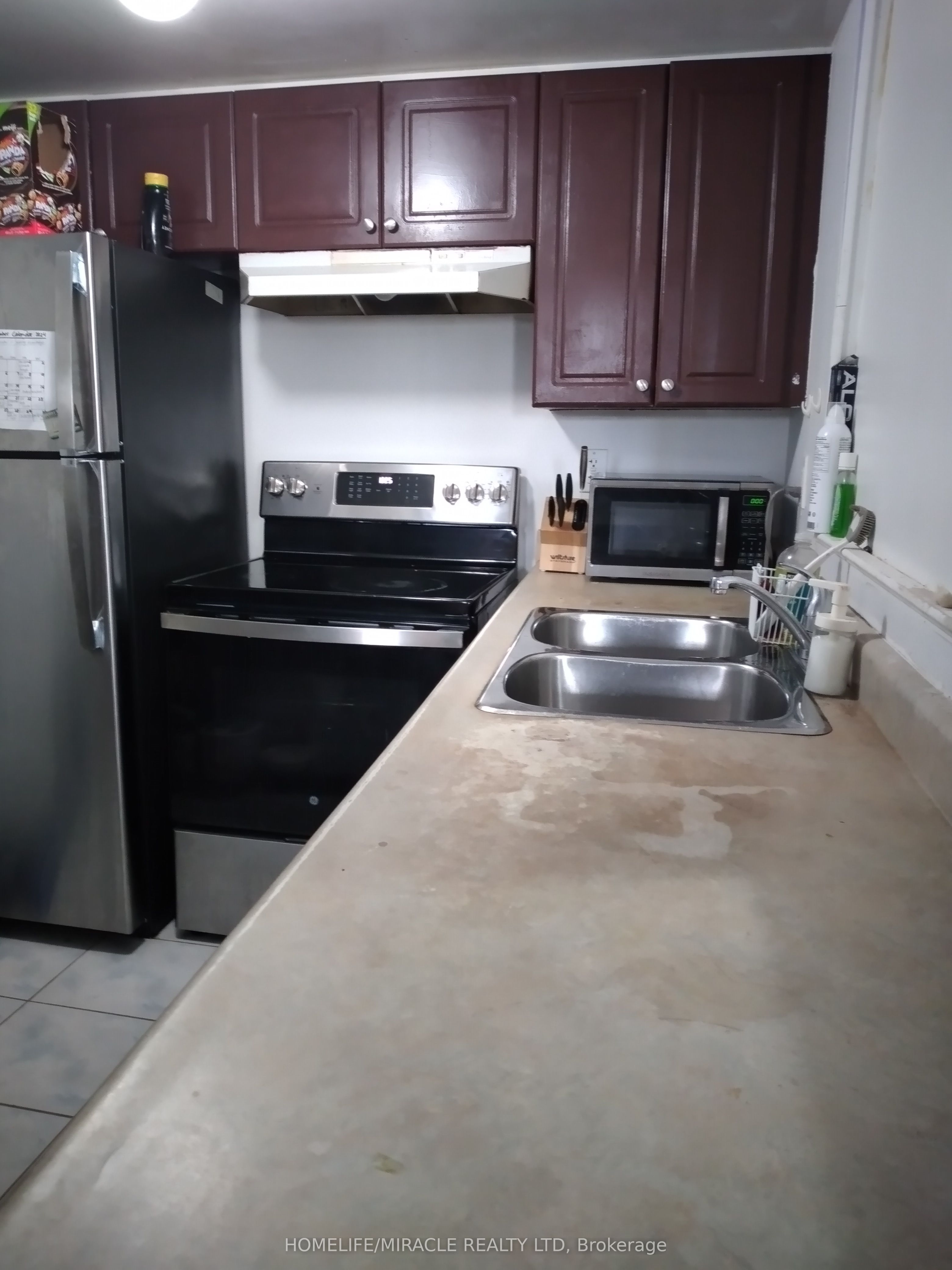 200 Mclevin Avenue 12, Toronto, ON M1B 6C8 photo 5