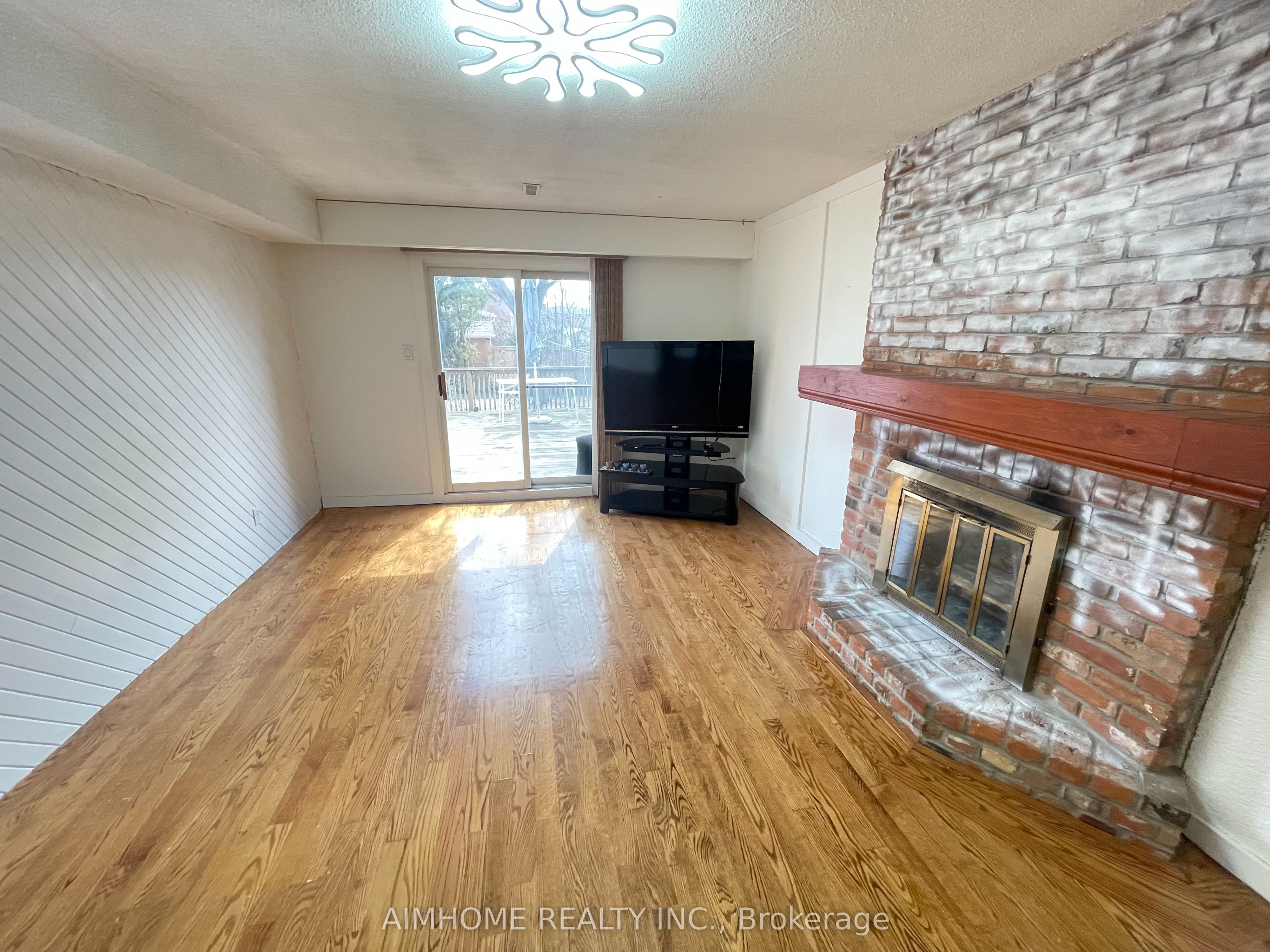4 Mcgrath Court Main & Lower Level, Toronto, ON M1C 3B5 photo 2