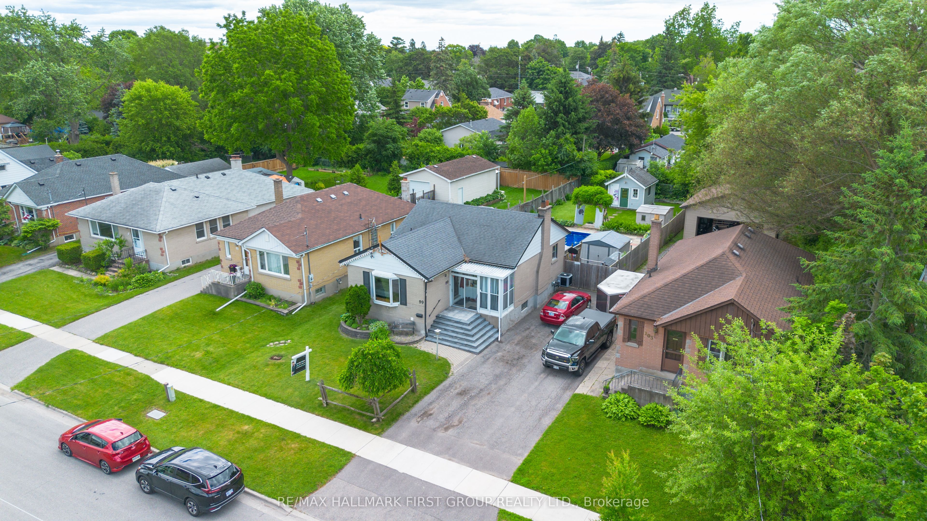99 Pontiac Avenue, Oshawa, ON L1G 3M1 photo 2