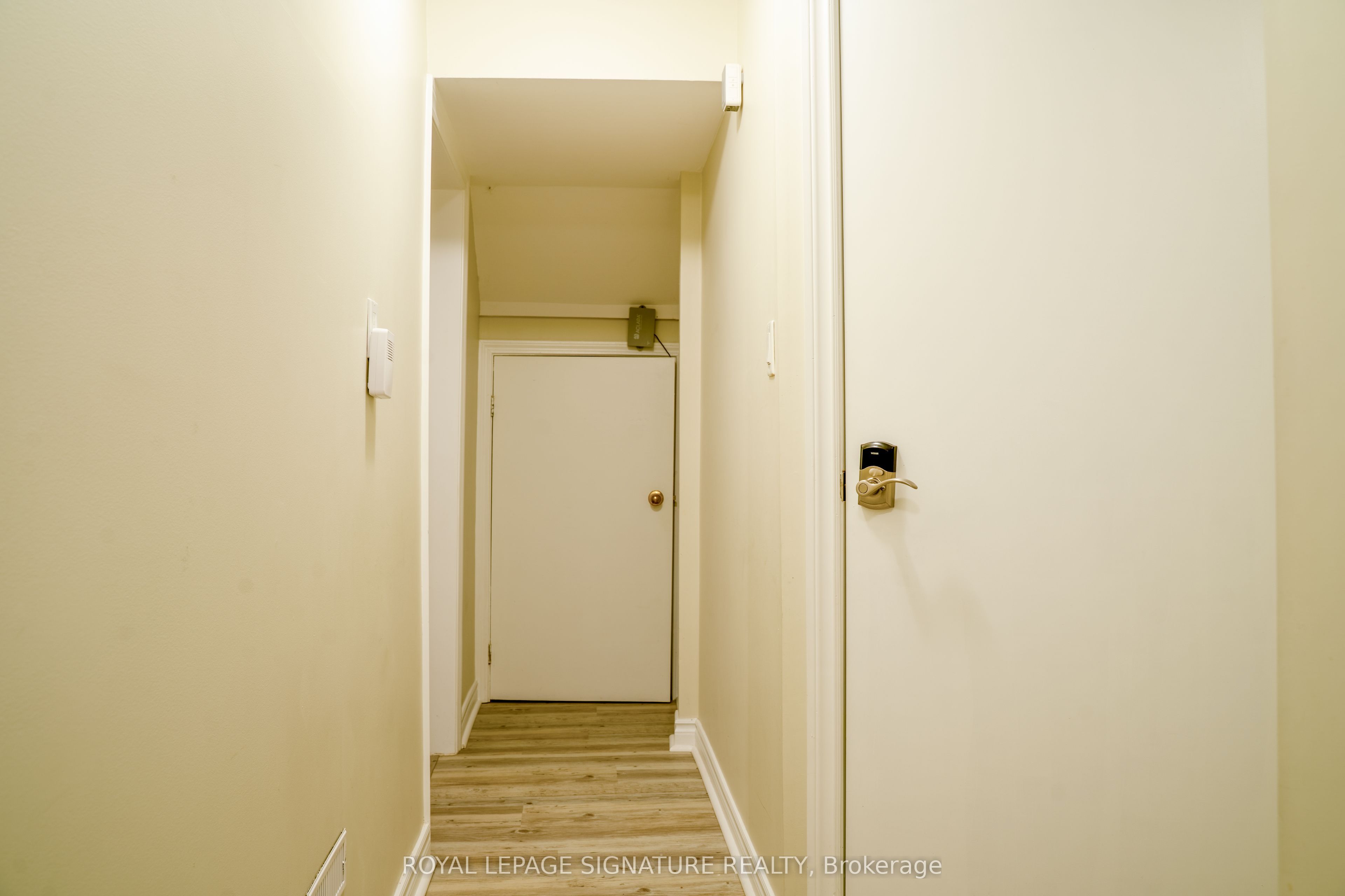 180 Leyton Avenue Bsmt, Toronto, ON M1L 3V6 photo 3