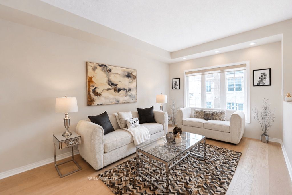 1250 St. Martins Drive 27, Pickering, ON L1W 0A2 photo 5
