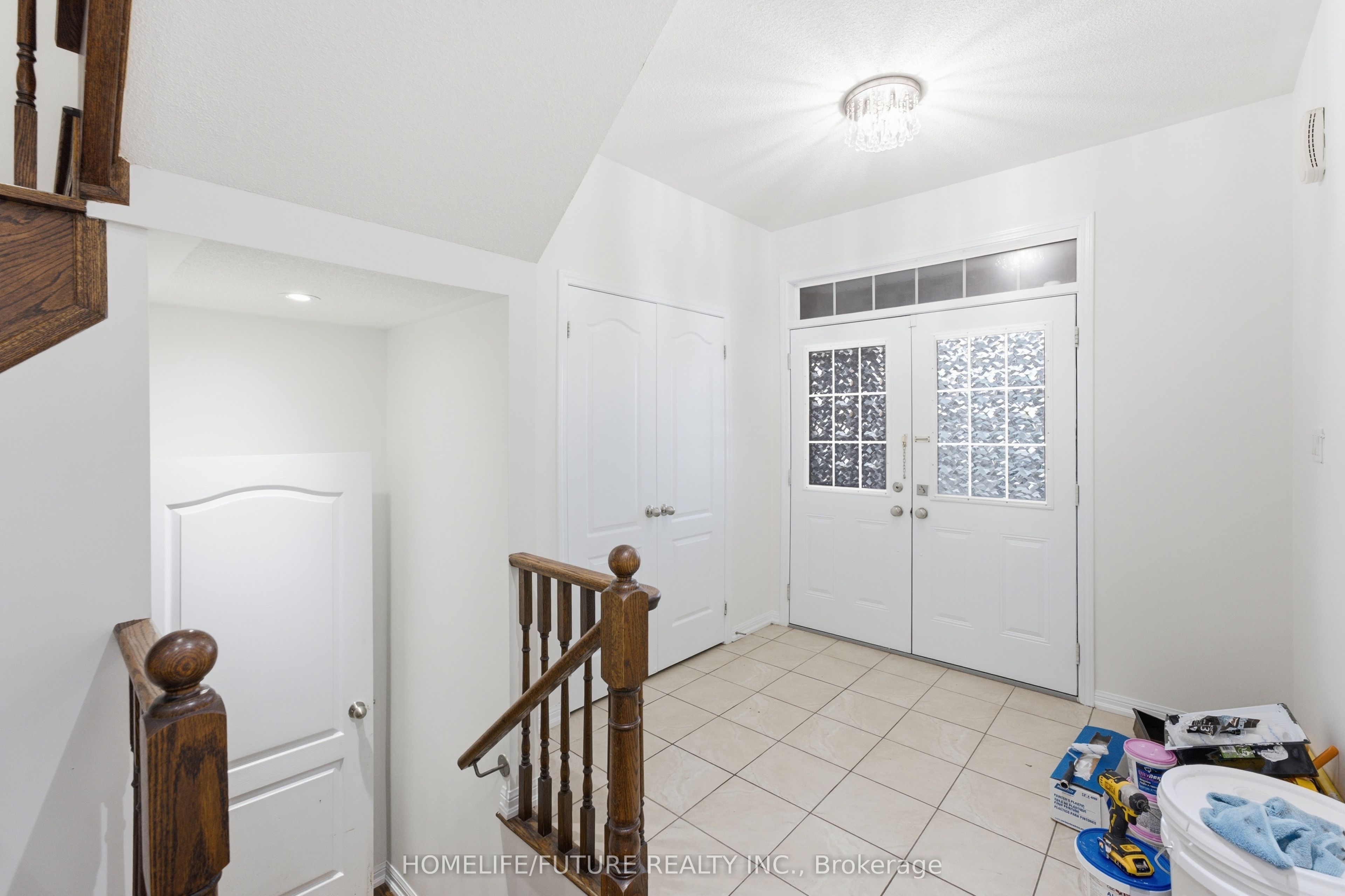 7 Beverton Crescent, Ajax, ON L1T 0L8 photo 4