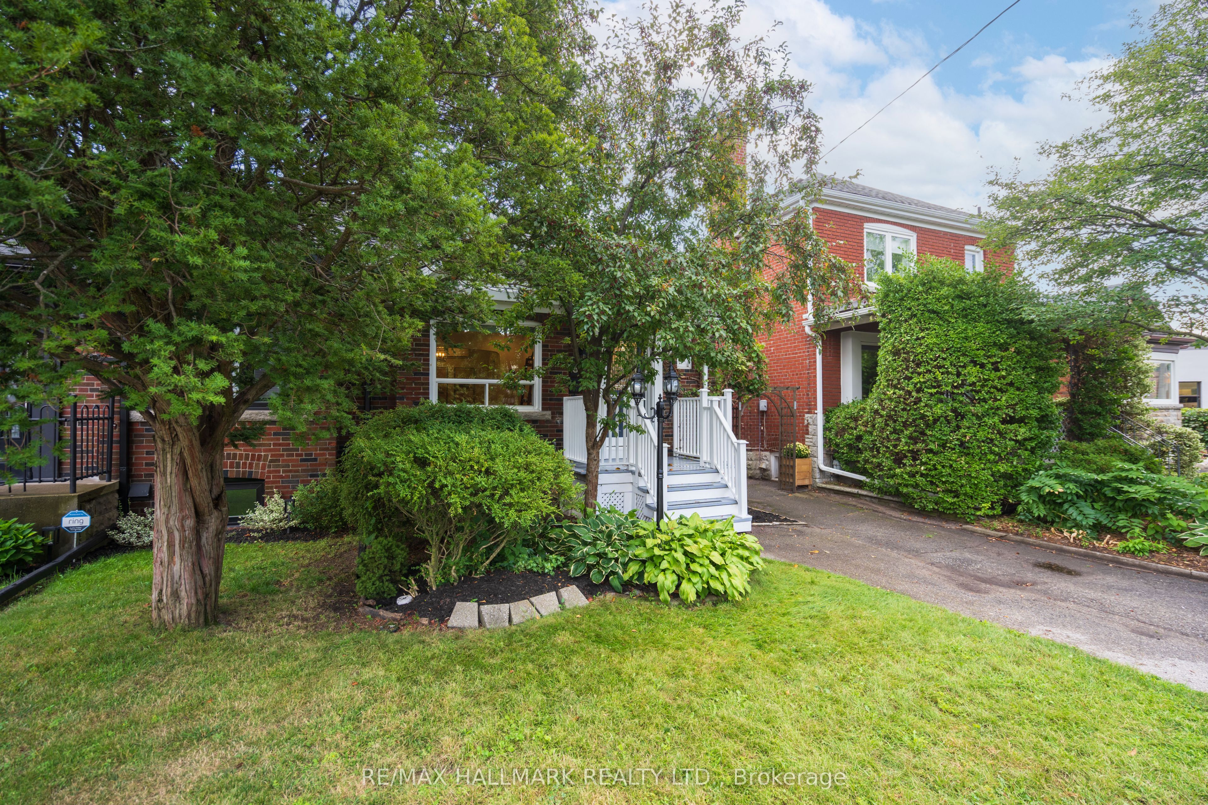 501 Sammon Avenue, Toronto, ON M4J 2B3 photo 3