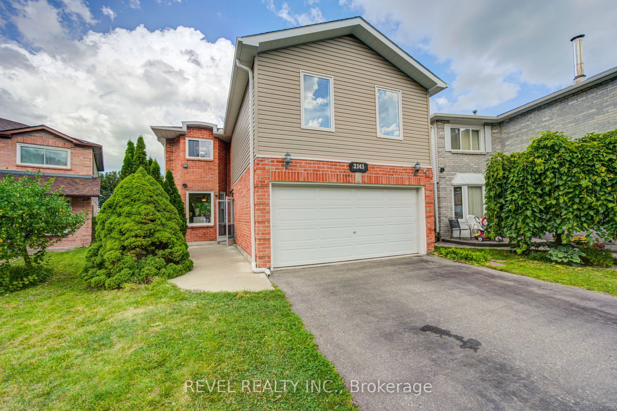 2141 Theoden Court, Pickering, ON L1X 1Z9 photo 2