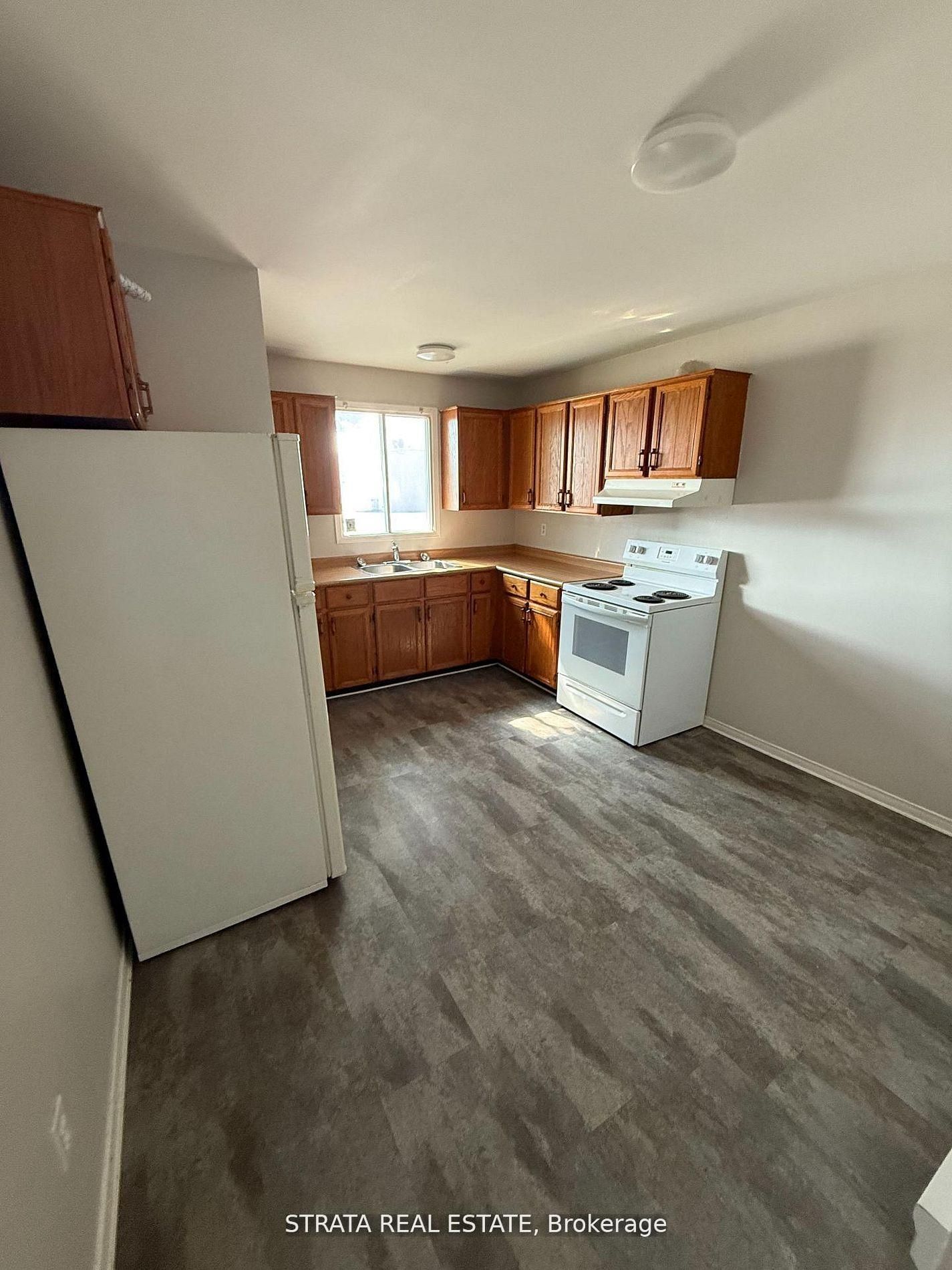 338 Malaga Road 1, Oshawa, ON L1J 1N7 photo 5