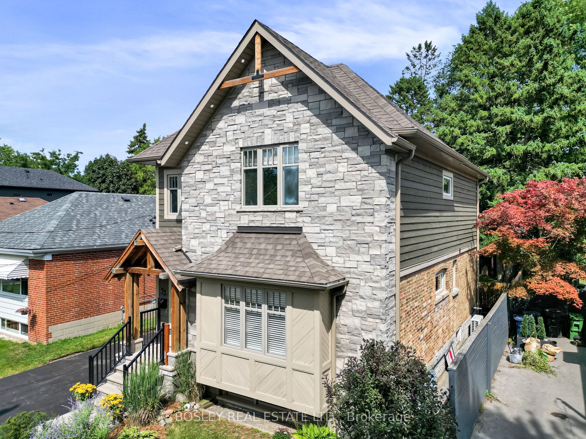 55 Presley Avenue, Toronto, ON M1L 3P4 photo 2