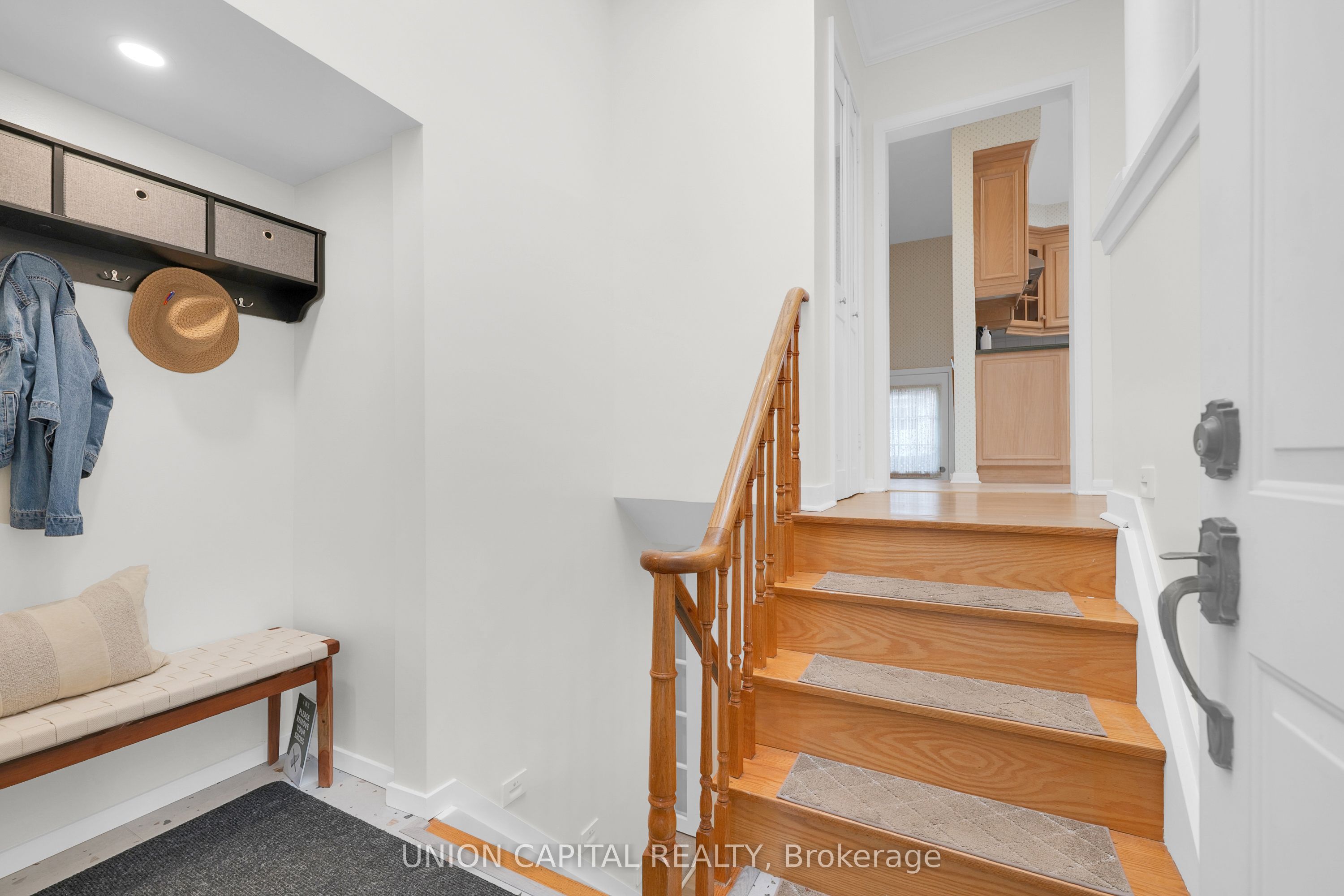 8 Baybrook Crescent, Toronto, ON M1H 2R6 photo 4