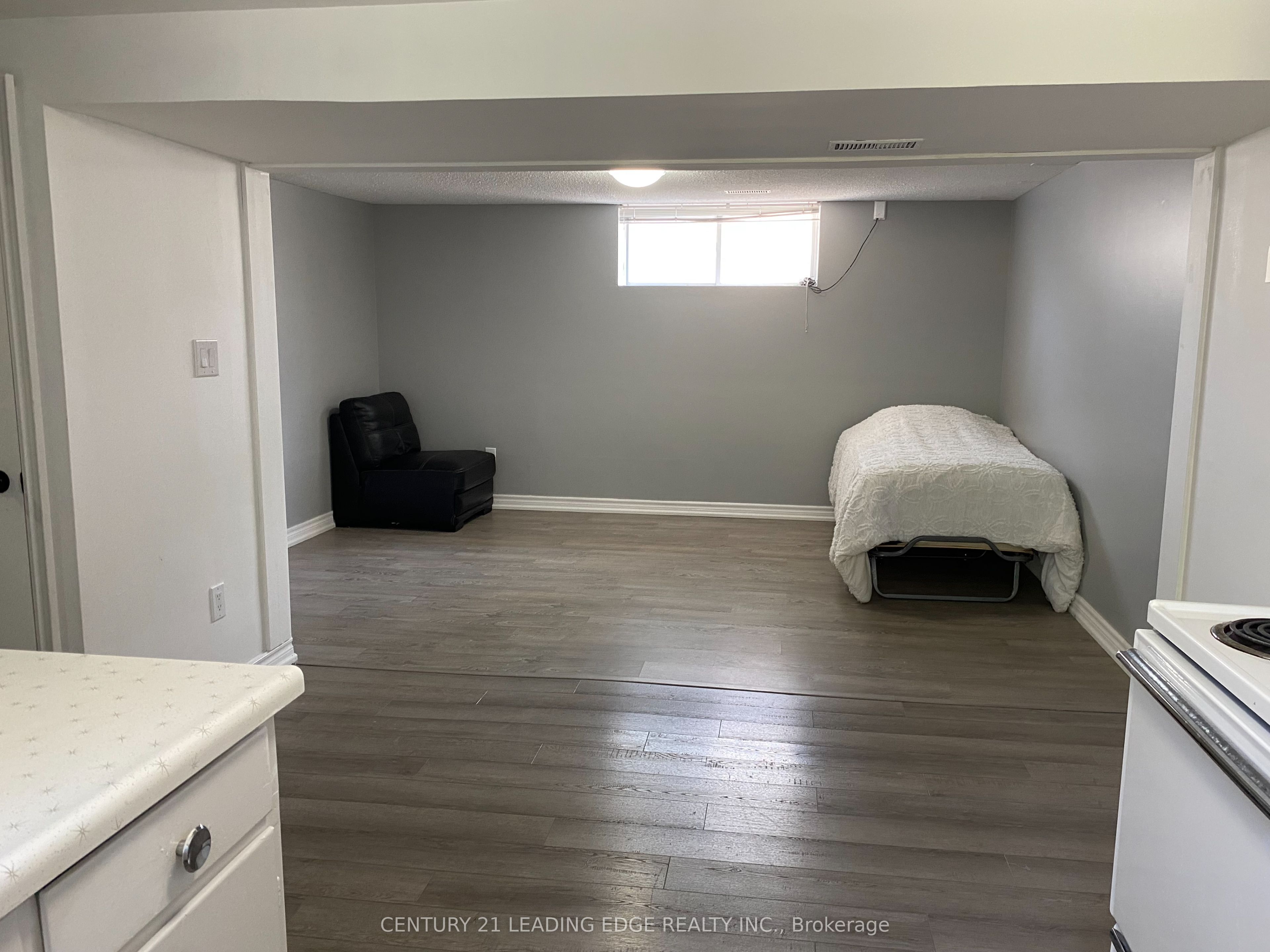 174 Island Road BSMT, Toronto, ON M1C 2P8 photo 4