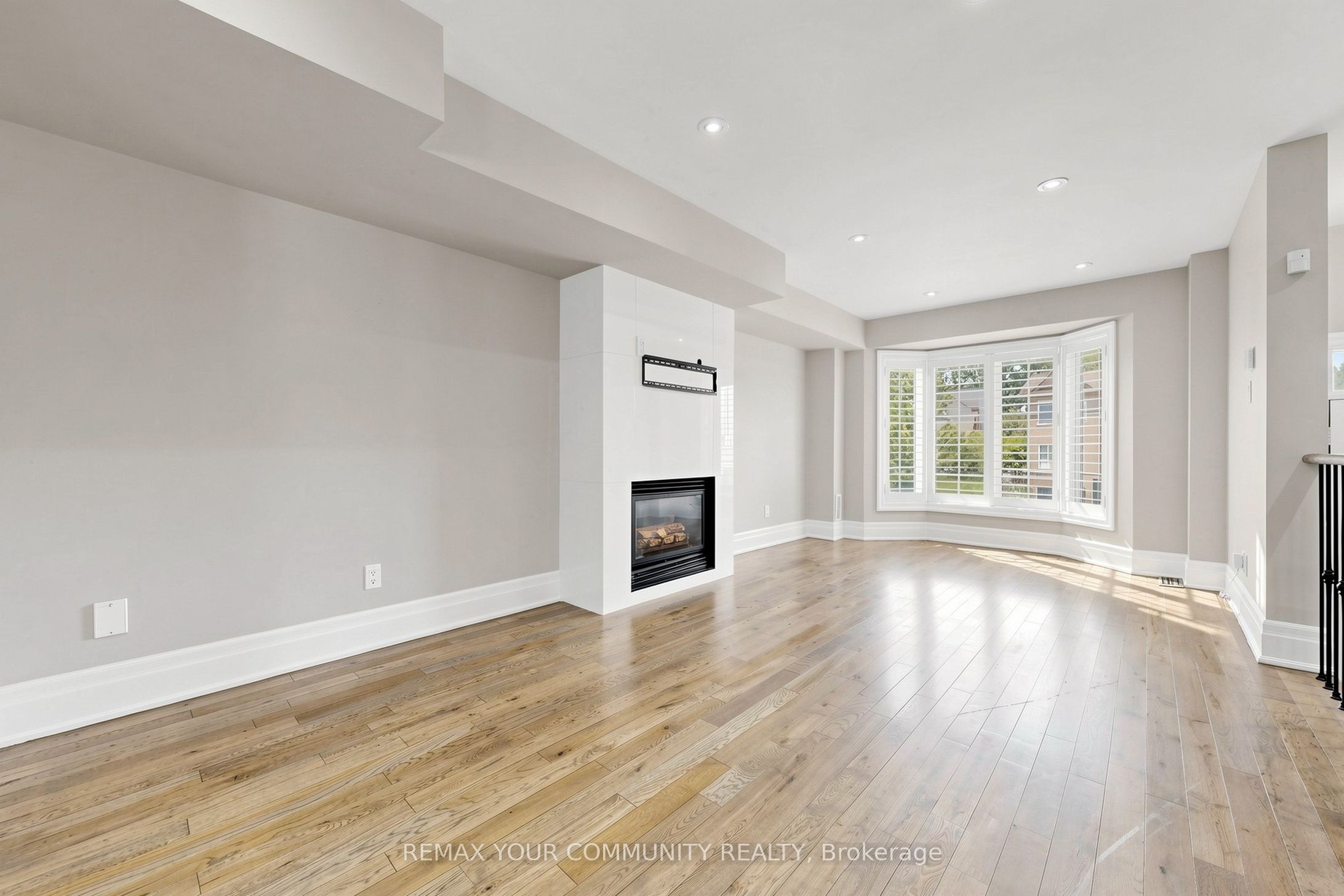 81 Galbraith Avenue, Toronto, ON M4B 2B6 photo 4