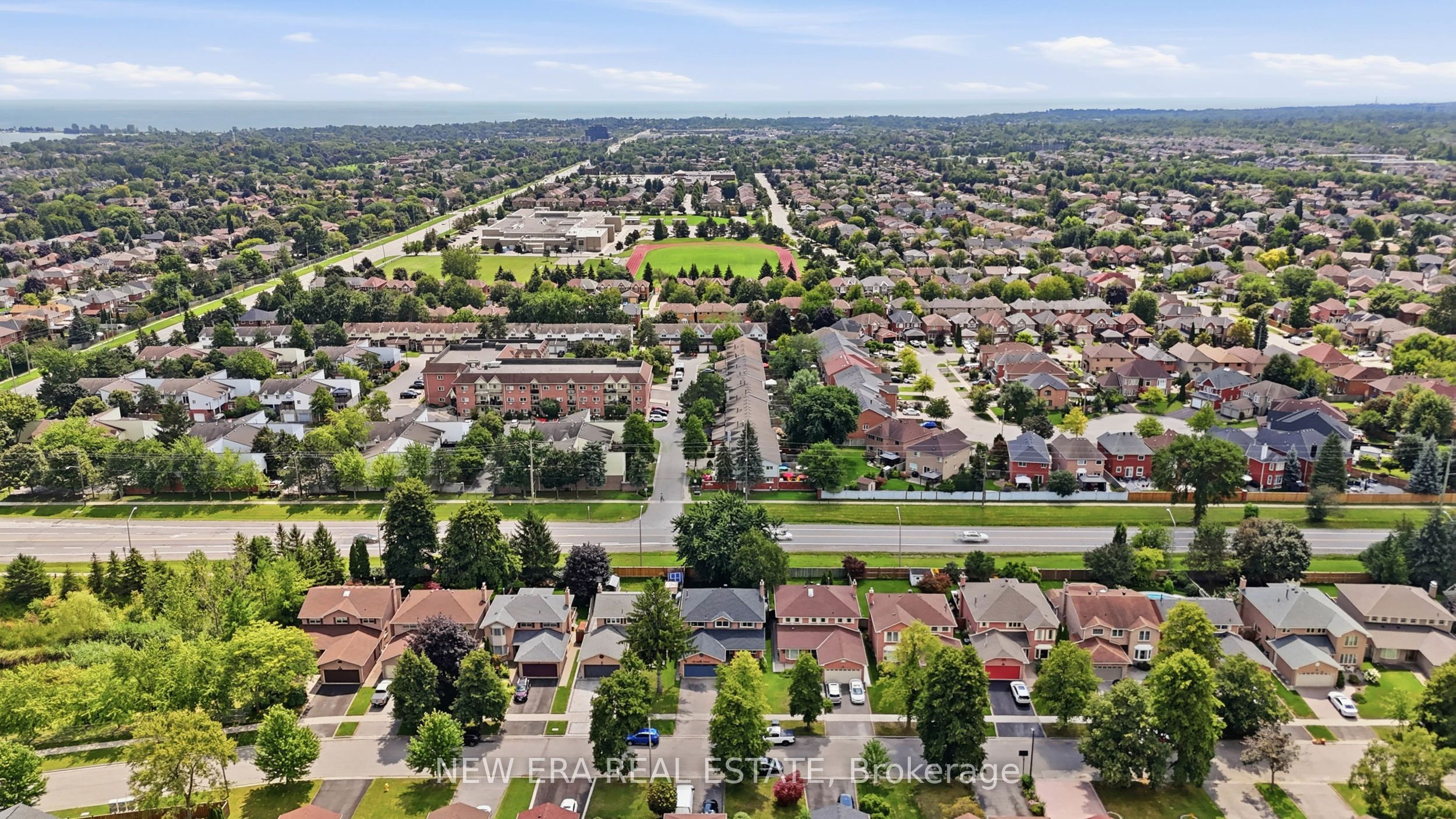 630 Cognac Crescent, Pickering, ON L1X 1L9 photo 4