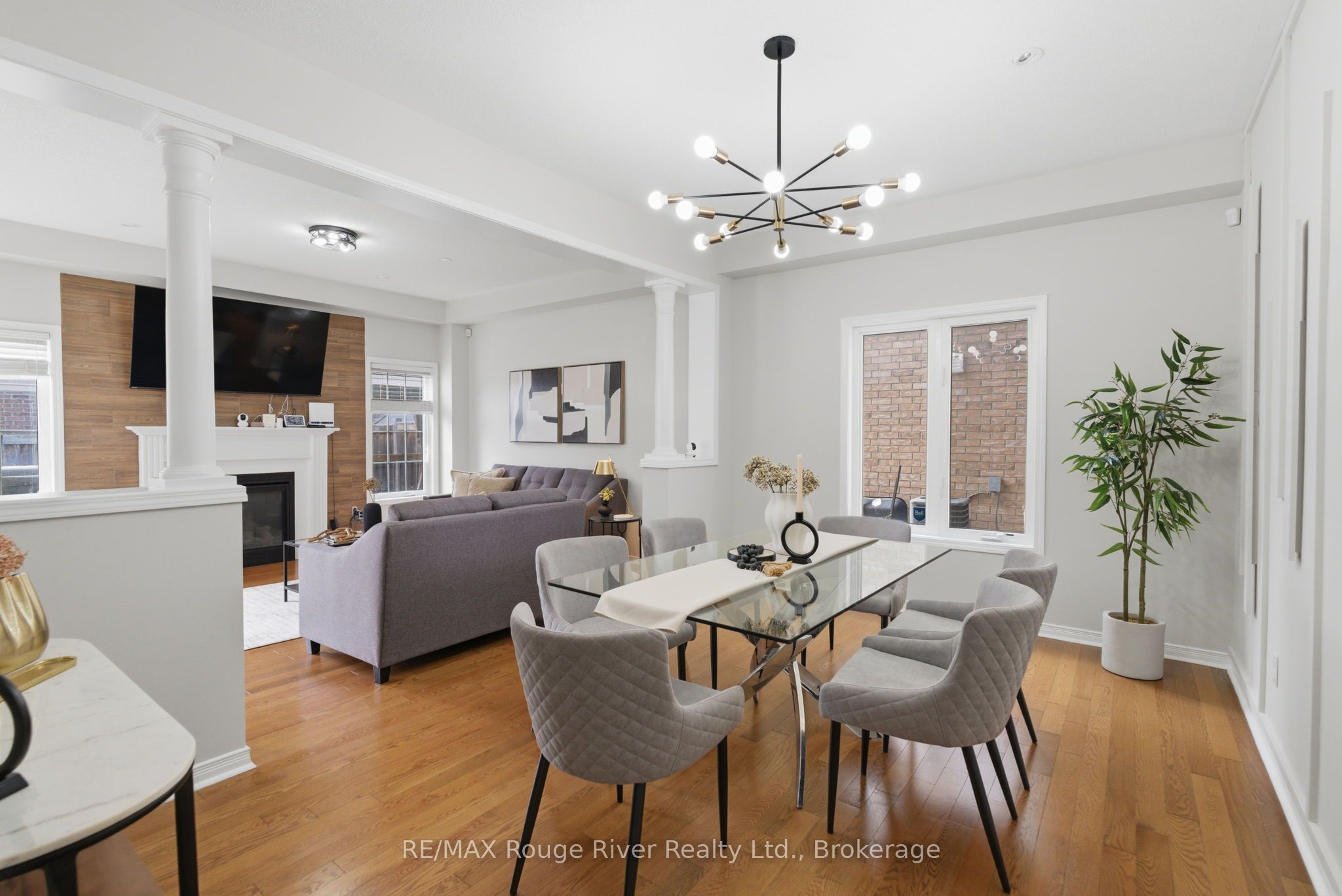 86 Edwin Carr Street, Clarington, ON L1C 0R4 photo 4