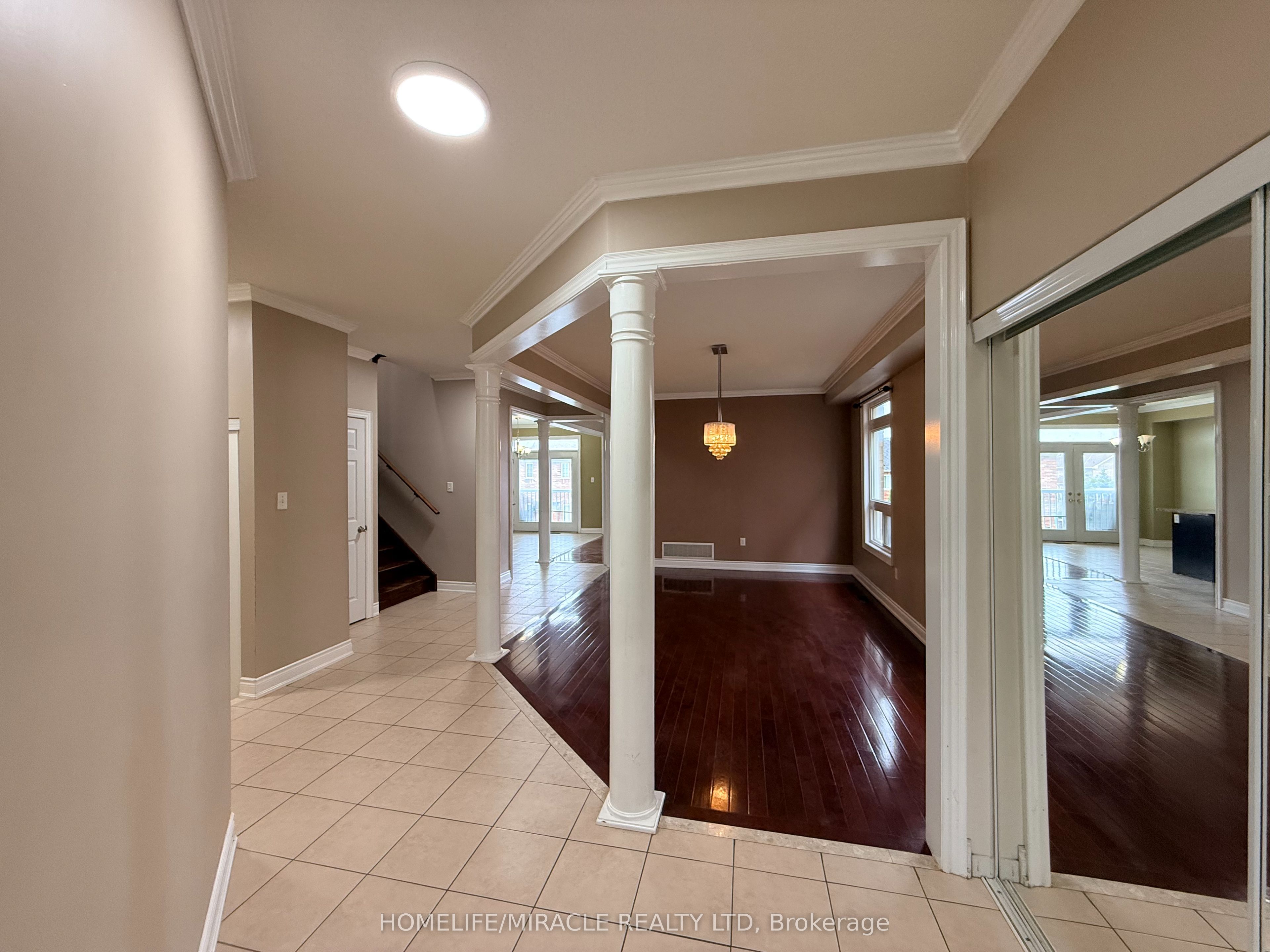 1600 Rockaway Street, Oshawa, ON L1K 0L8 photo 5