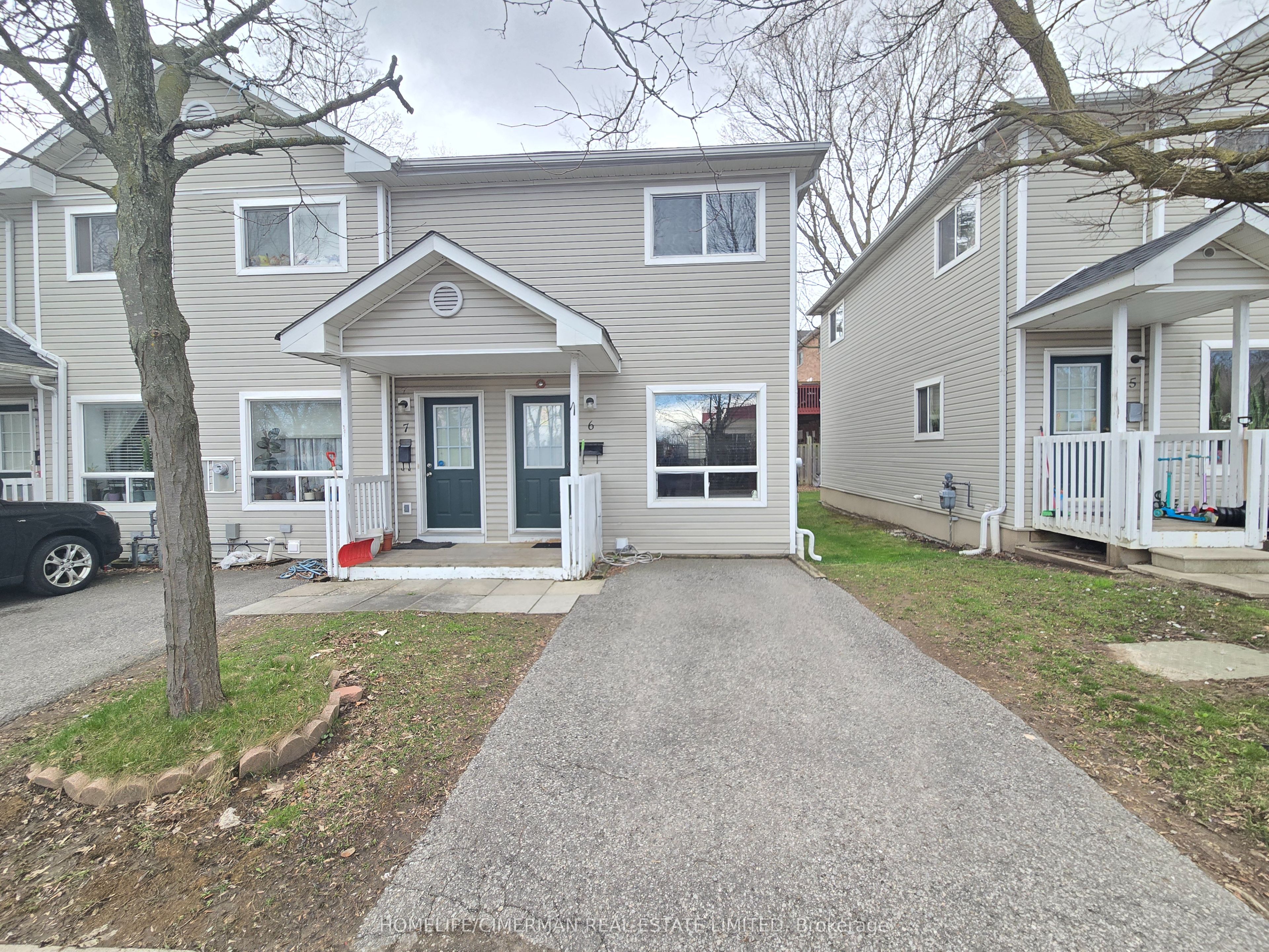 4277 Lawrence Avenue E 6, Toronto, ON M1E 2S8