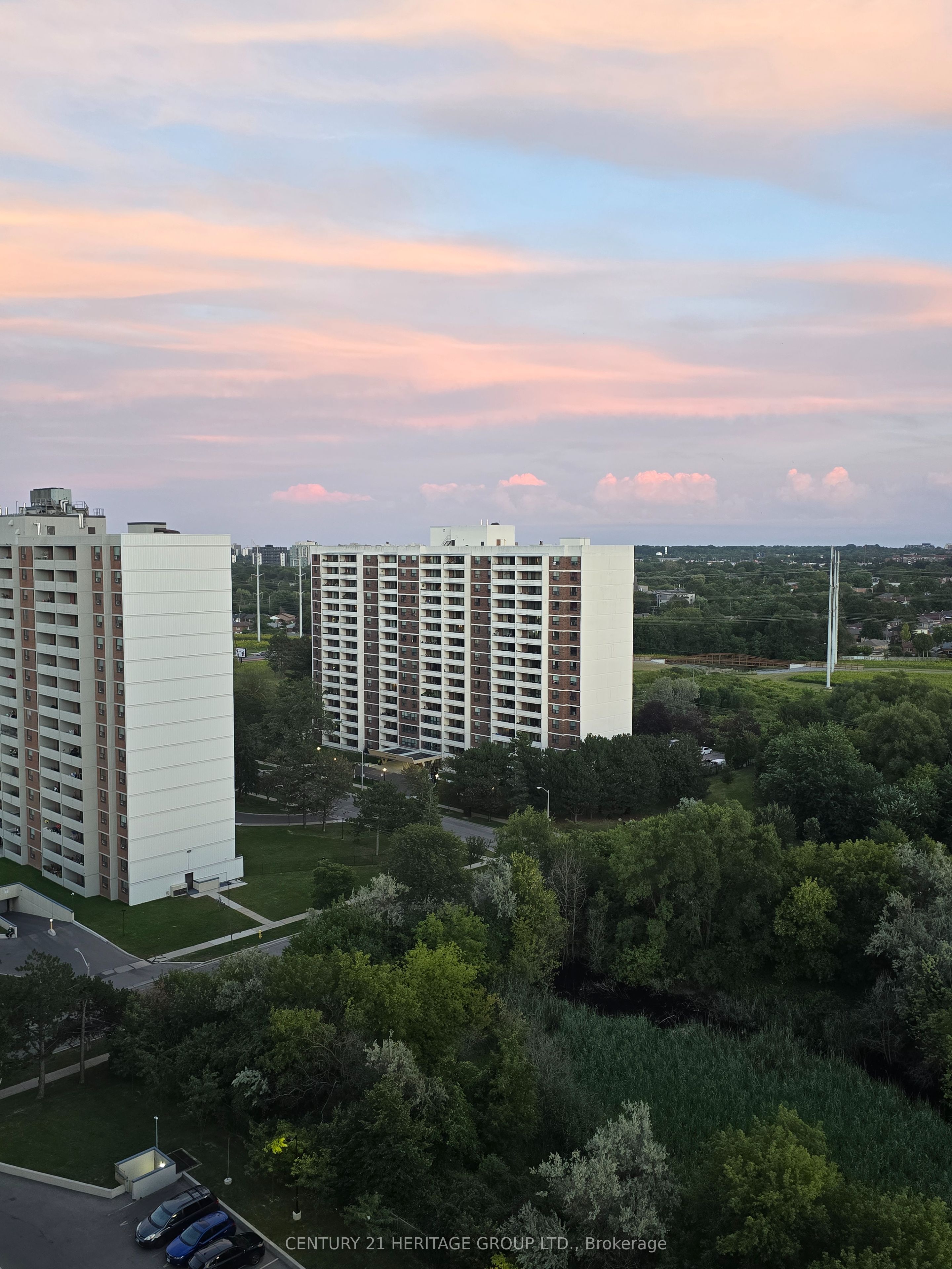 301 Prudential Drive 1708, Toronto, ON M1P 4V3 photo 3