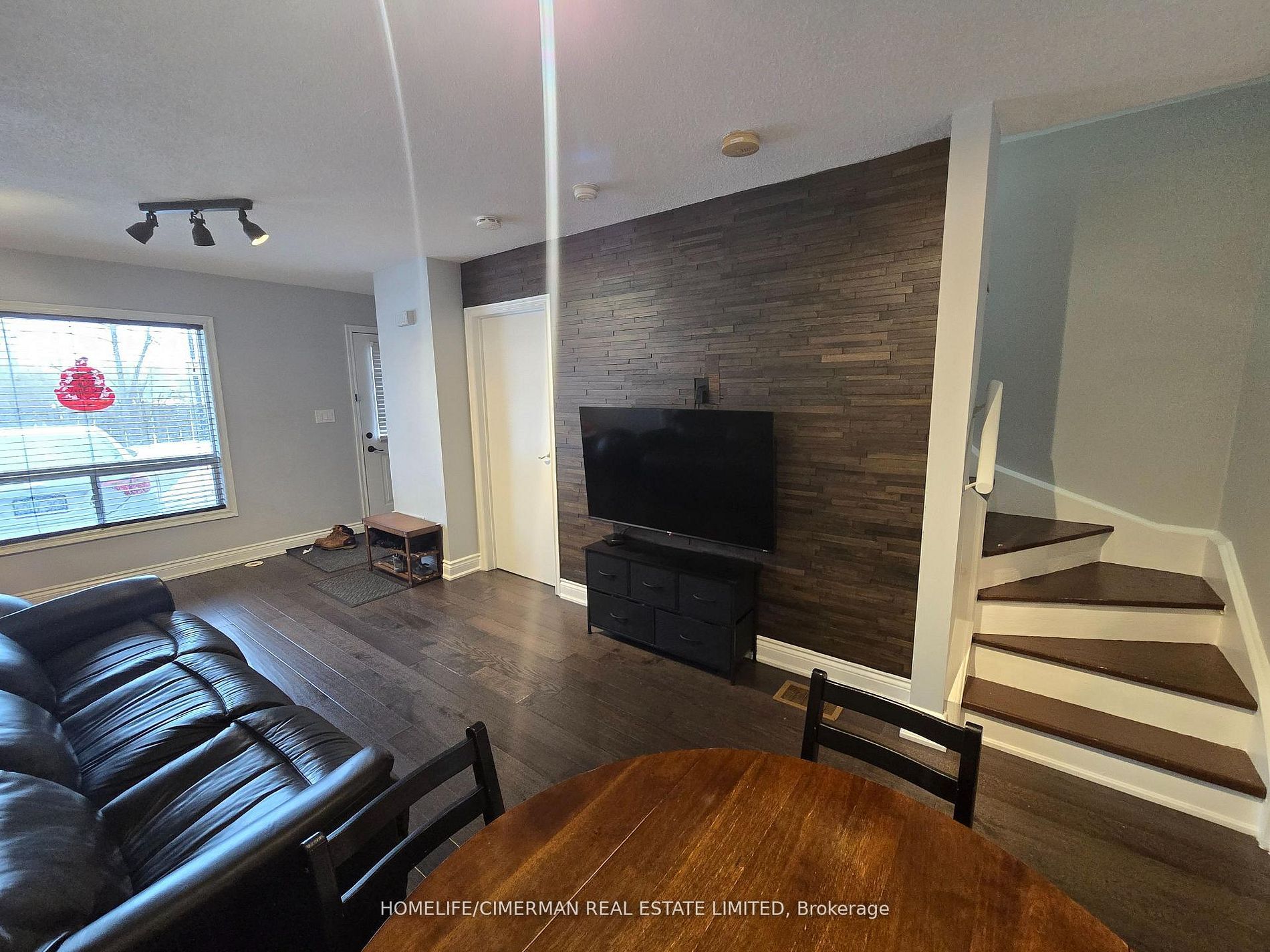 4277 Lawrence Avenue E 6, Toronto, ON M1E 2S8 photo 2