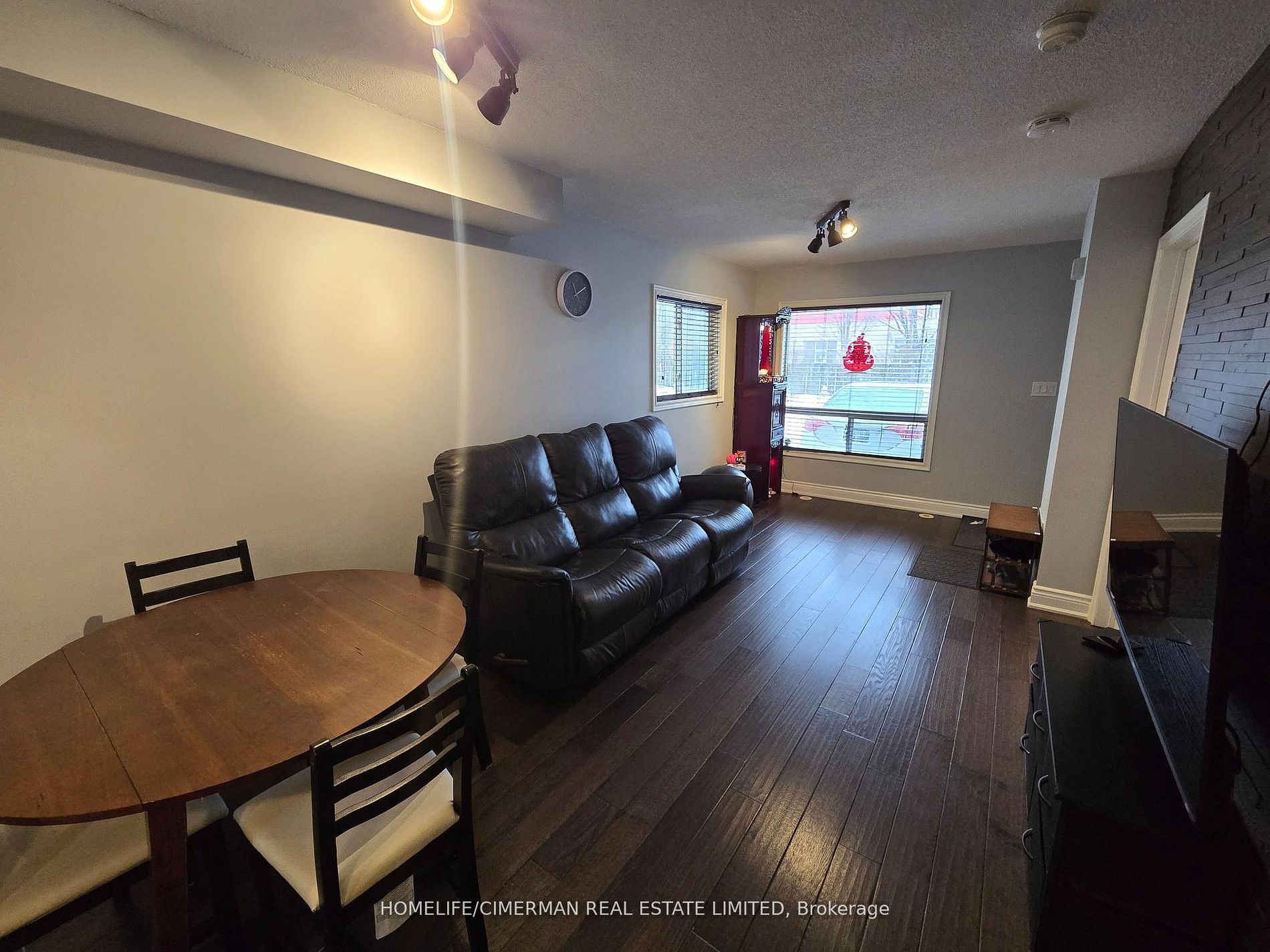 4277 Lawrence Avenue E 6, Toronto, ON M1E 2S8 photo 3