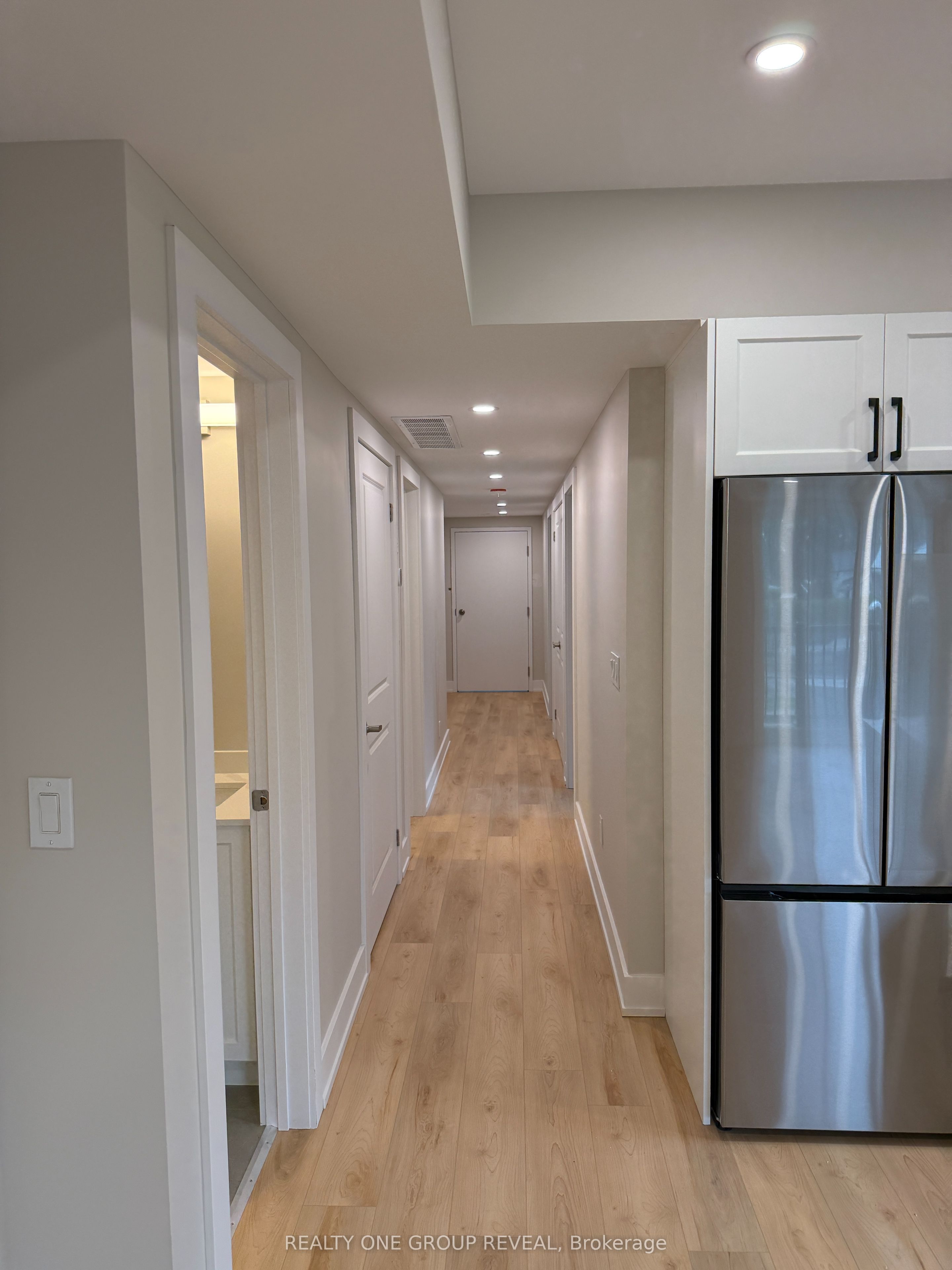 24 Queen Street 1, Clarington, ON L1C 1M2 photo 3