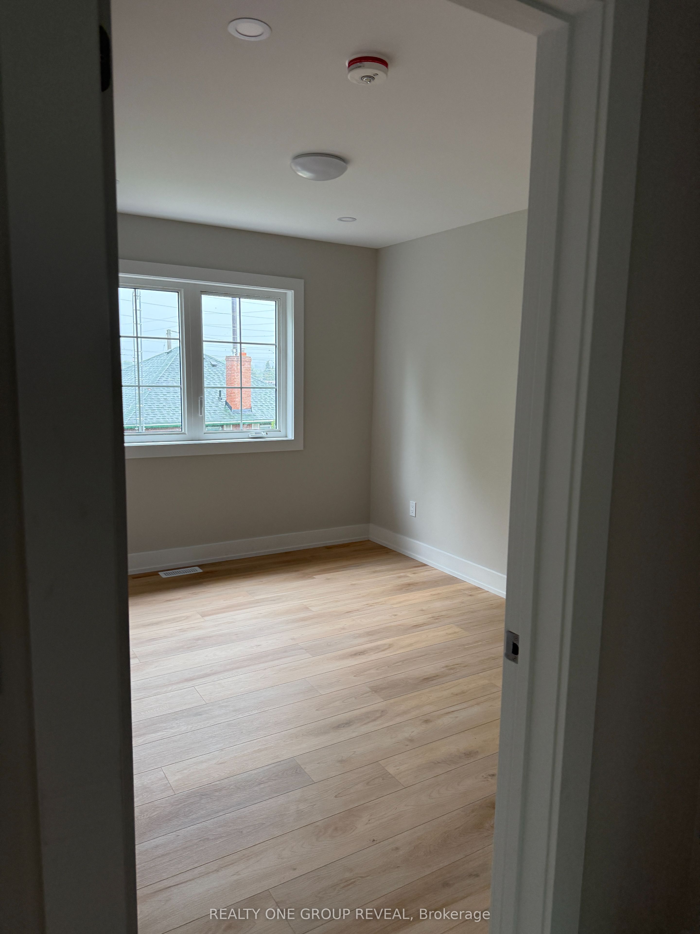 24 Queen Street 2, Clarington, ON L1C 1M2 photo 5