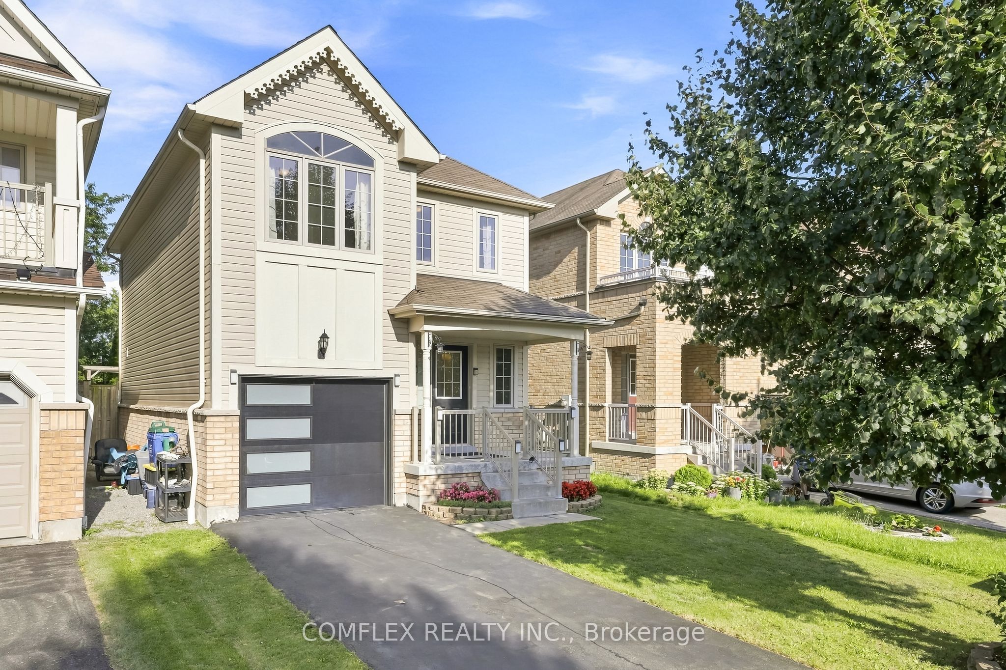 5 Rich Crescent, Whitby, ON L1P 1V9