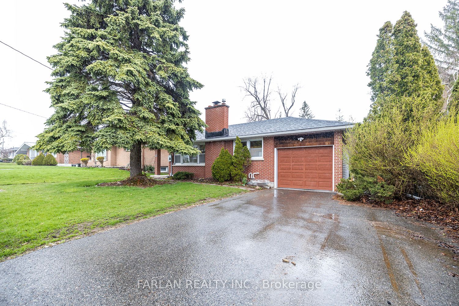 621 Gibbons Street Bsmt#1, Oshawa, ON L1J 4Z7 photo 2