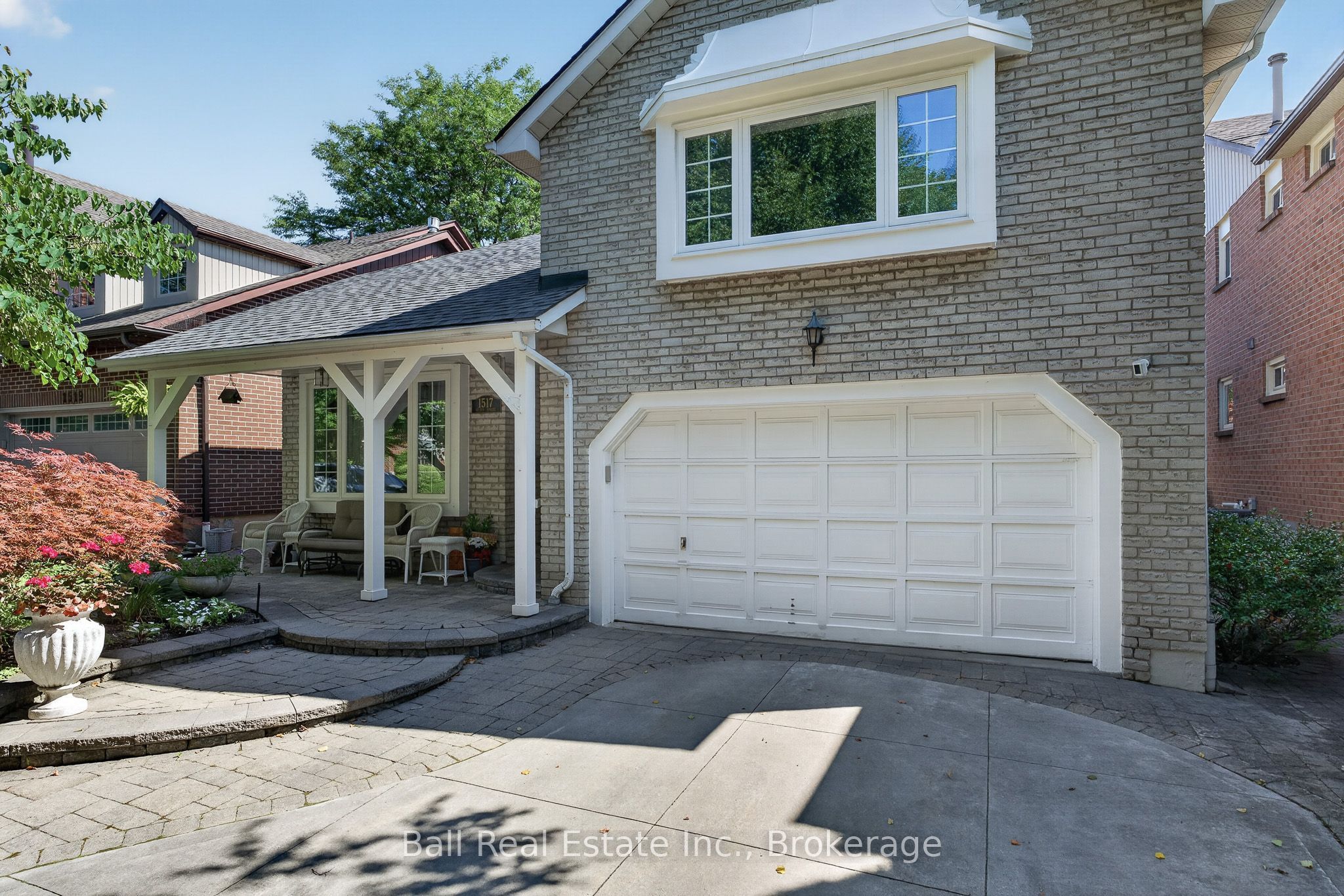 1517 Silver Spruce Drive, Pickering, ON L1V 5G9 photo 2