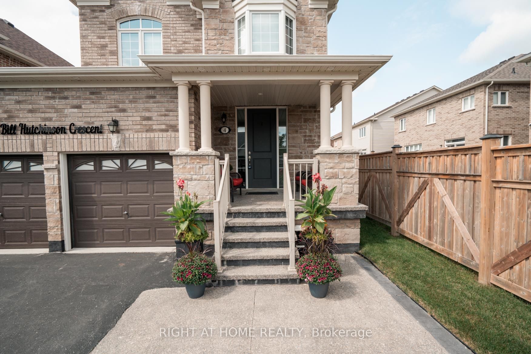 4 Bill Hutchinson Crescent, Clarington, ON L1C 7E1 photo 4