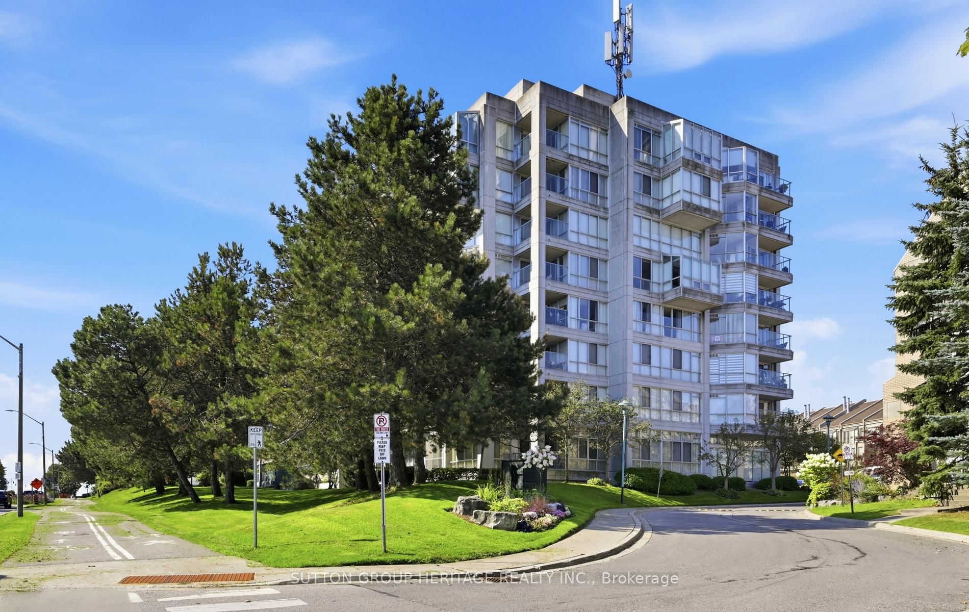 25 Cumberland Lane 514, Ajax, ON L1S 7K1 photo 2