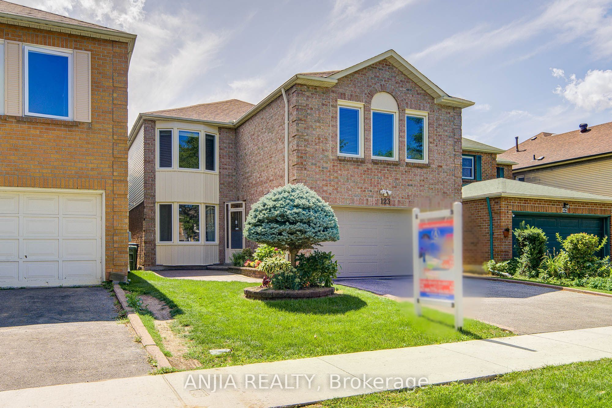123 Chapel Park Square, Toronto, ON M1V 2S3 photo 2