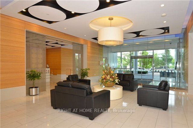83 Borough Drive 3405, Toronto, ON M1P 5E4 photo 2
