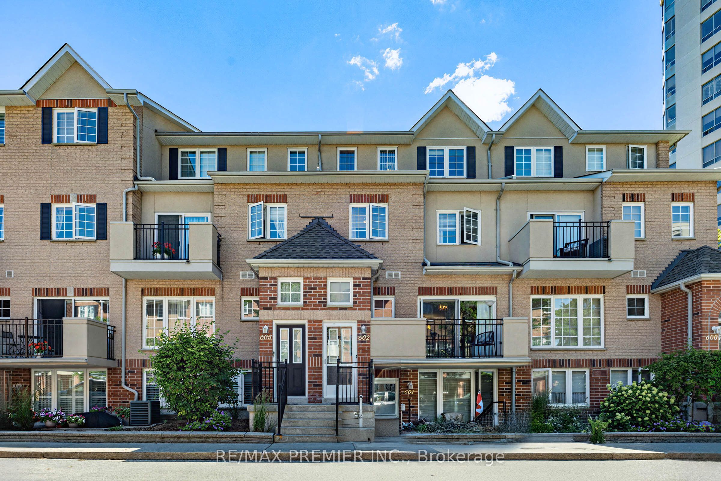 1400 The Esplanade N 602, Pickering, ON L1V 6V2